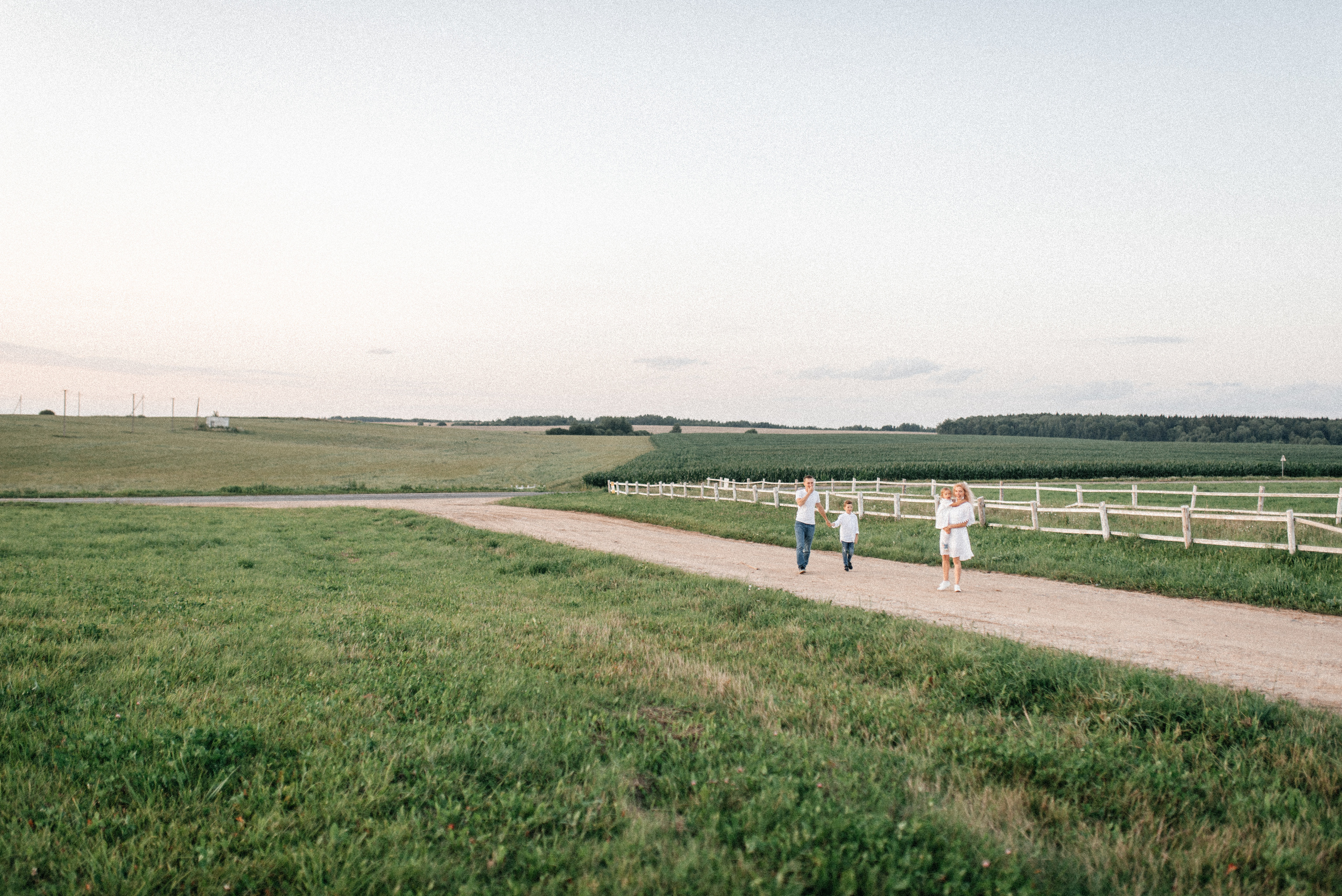 Таня+Рома+Паша+Варя. Костюшко Кристина — семейный и свадебный фотограф в Минске