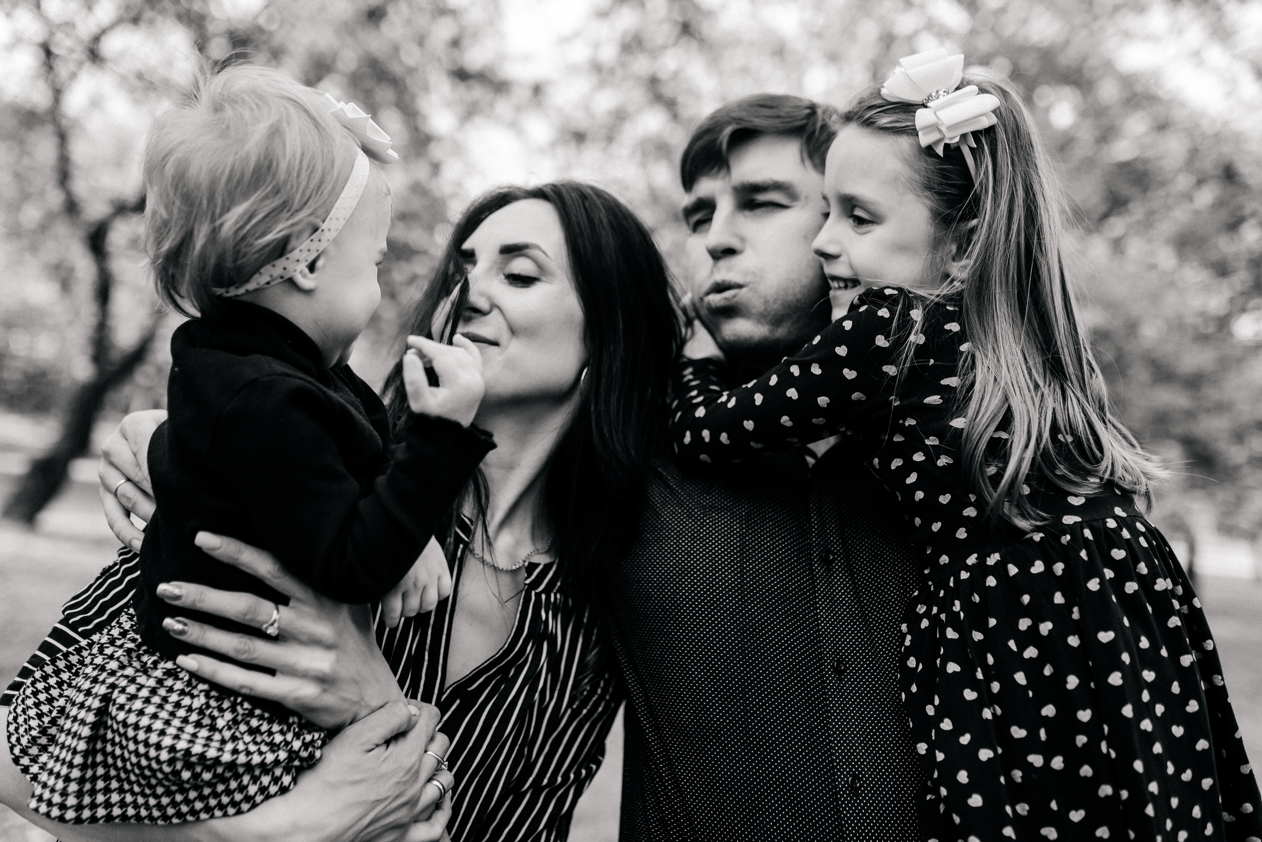 Вика+Саша+Соня+Алиса. Костюшко Кристина — семейный и свадебный фотограф в Минске