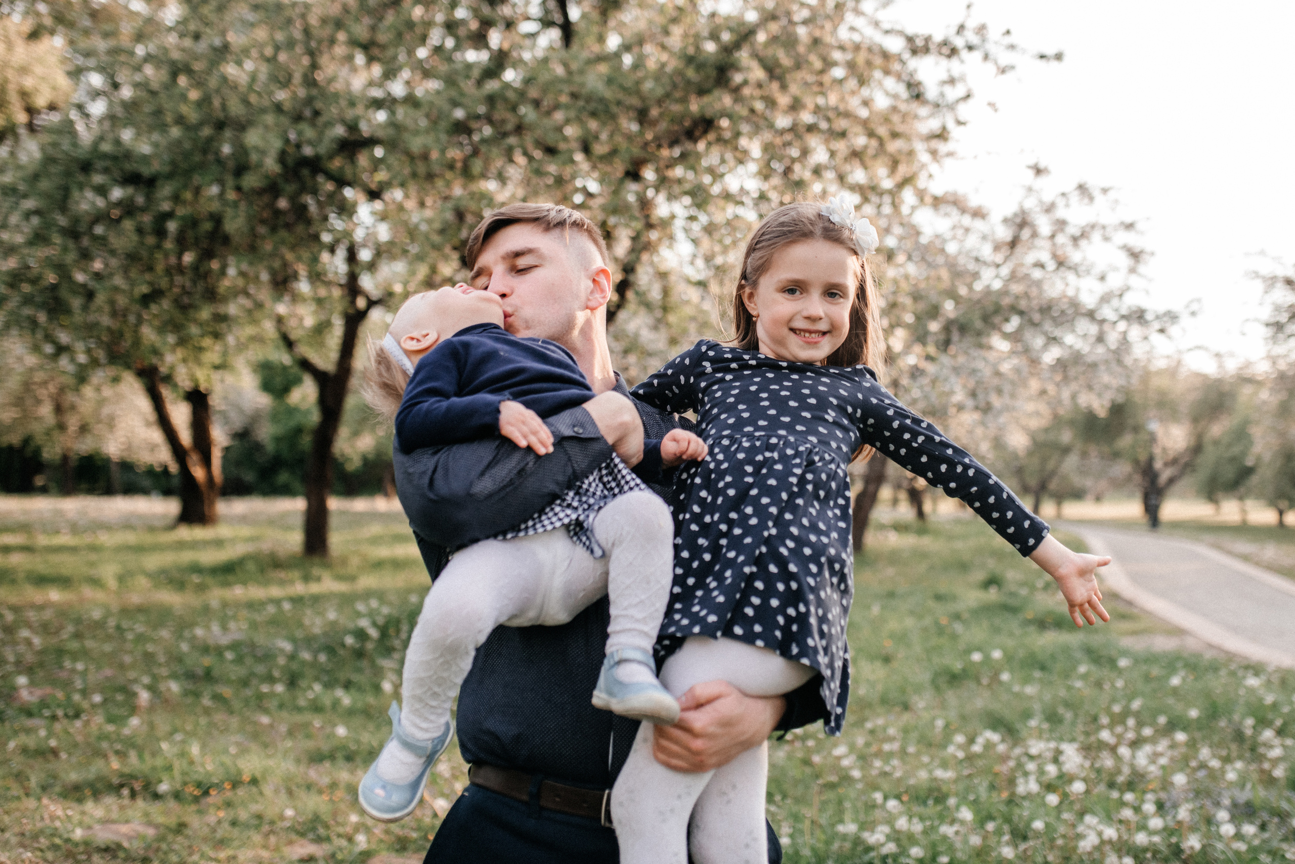 Вика+Саша+Соня+Алиса. Костюшко Кристина — семейный и свадебный фотограф в Минске