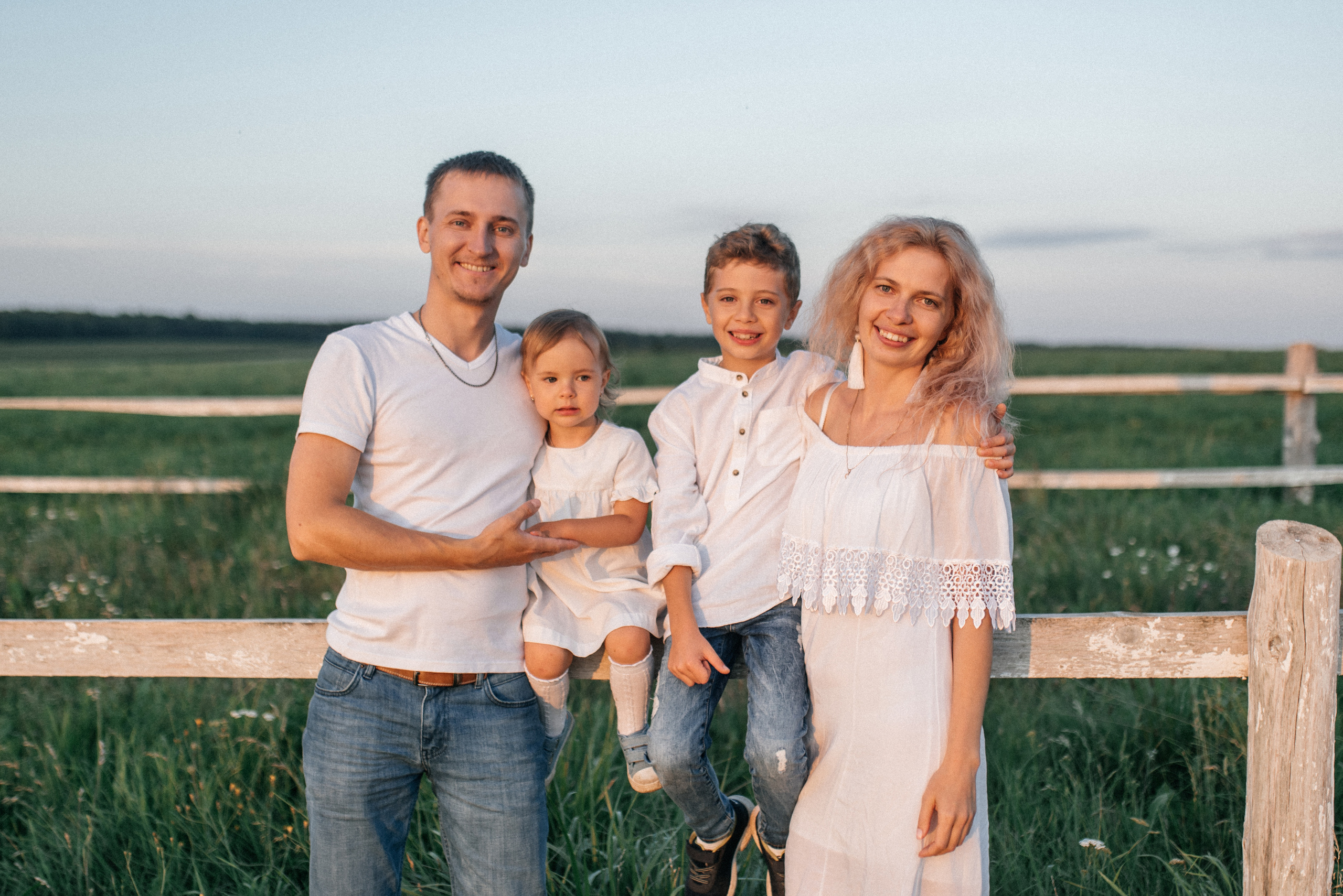 Таня+Рома+Паша+Варя. Костюшко Кристина — семейный и свадебный фотограф в Минске