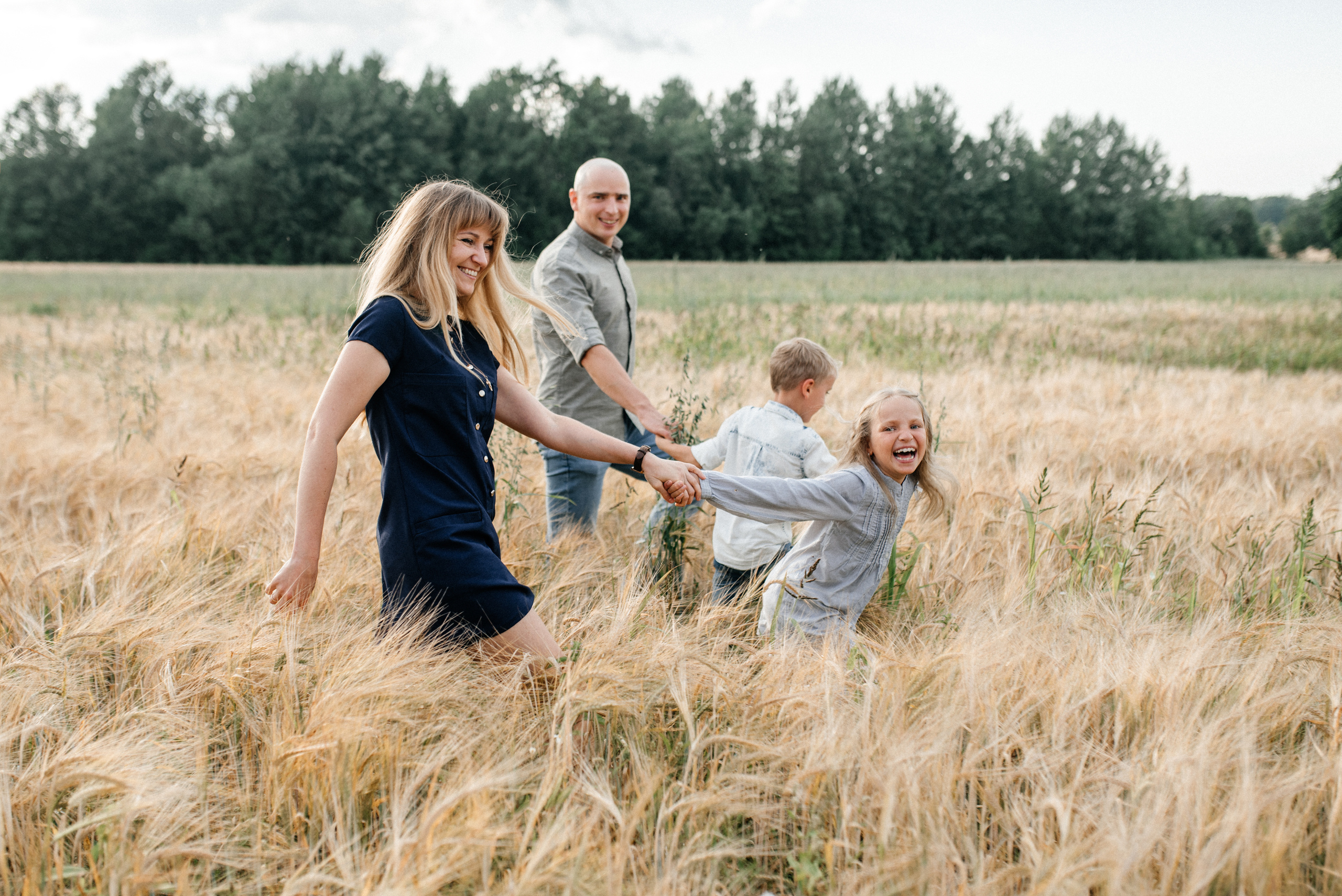Света+Сергей+София+Влад. Костюшко Кристина — семейный и свадебный фотограф в Минске