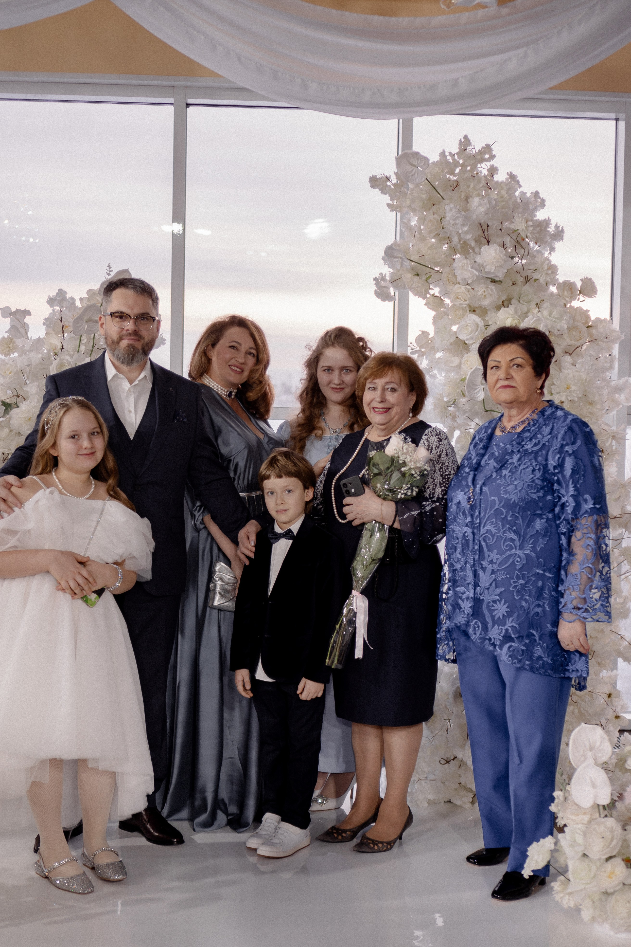 СВАДЕБНАЯ СЬЕМКА СБОРОВ В ОТЕЛЕ И ВЫЕЗД НА ЦЕРЕМОНИЮ (СНЯТО В СИБИРЕ В НИЖНЕВАРТОВСКЕ). Профессиональный фотограф, Санкт-Петербург — Виктория Богомолова