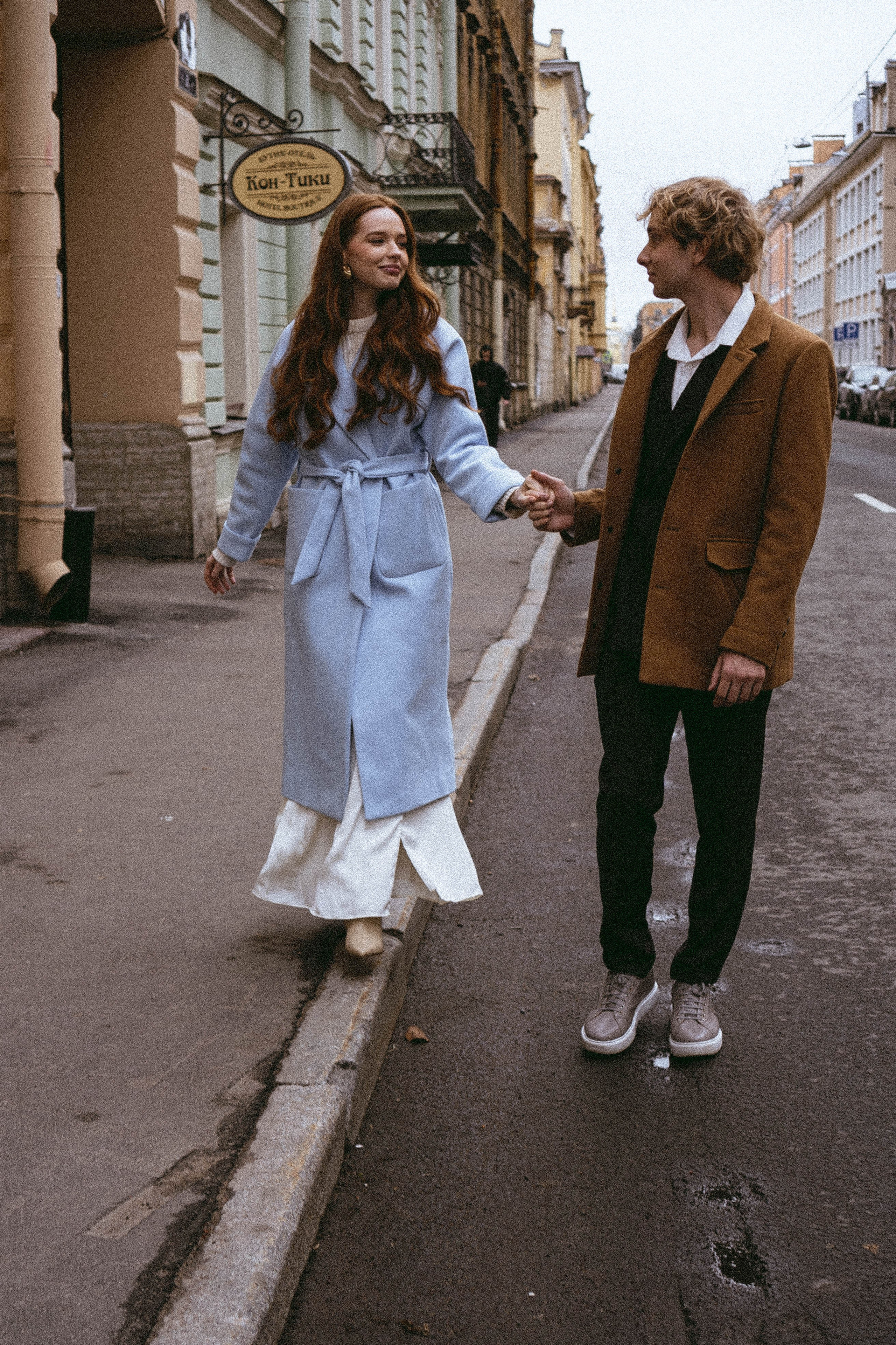 СВАДЕБНАЯ СЬЕМКА В ОТЕЛЕ. СБОРЫ ЖЕНИХА И НЕВЕСТЫ И ТАКЖЕ ТОР И ПОДГОТОВКА К ПРОГУЛКЕ И ПРОГУЛКА ПО ПЕТРОГРАДКЕ. Профессиональный фотограф, Санкт-Петербург — Виктория Богомолова