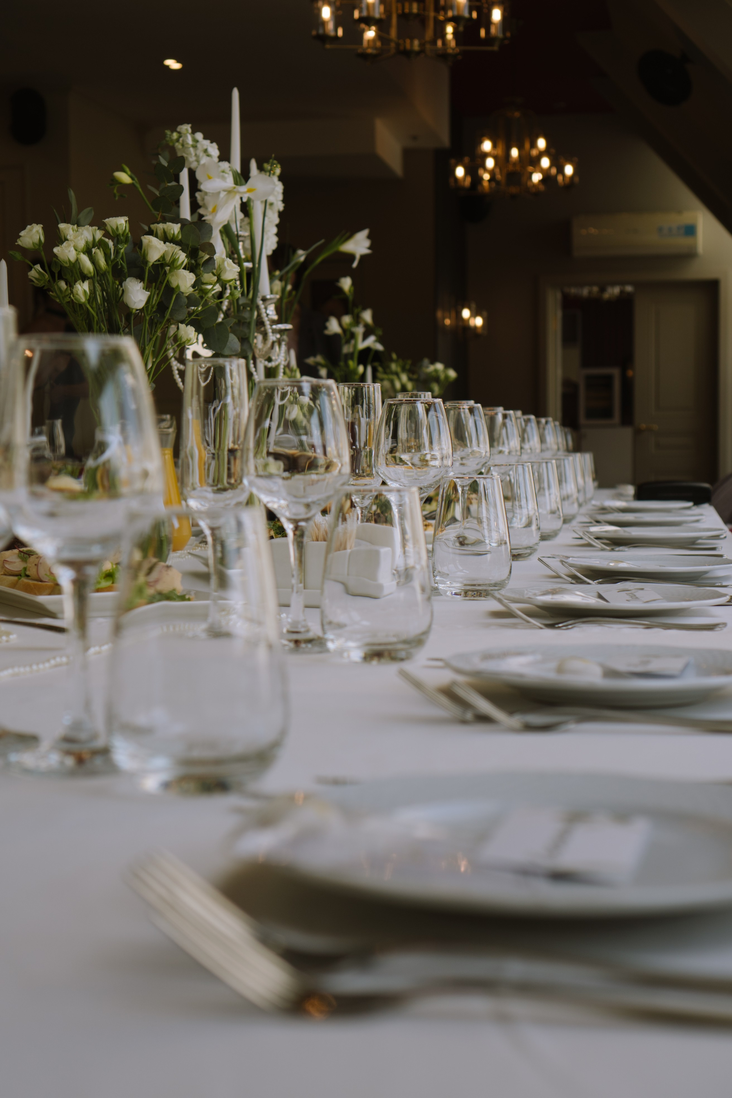 СВАДЕБНЫЙ БАНКЕТ НА ВЛАДИМИРСКОЙ В САНКТ-ПЕТЕРБУРГЕ (КАМЕРНАЯ СВАДЬБА). Профессиональный фотограф, Санкт-Петербург — Виктория Богомолова