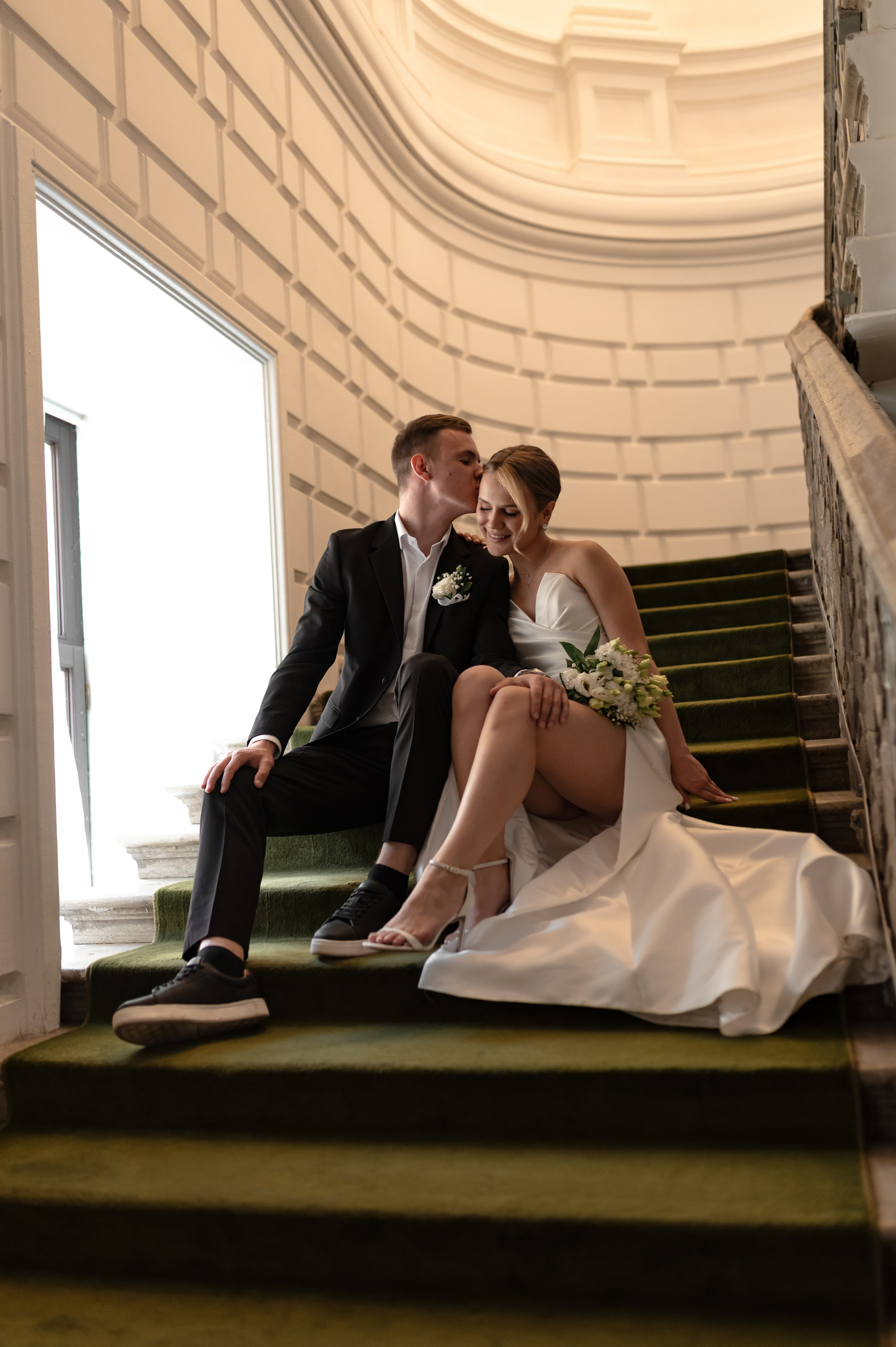 Полина и Егор. Особняк Спиридонова. Свадебный фотограф Москва и Санкт-Петербург. Анастасия Чудина