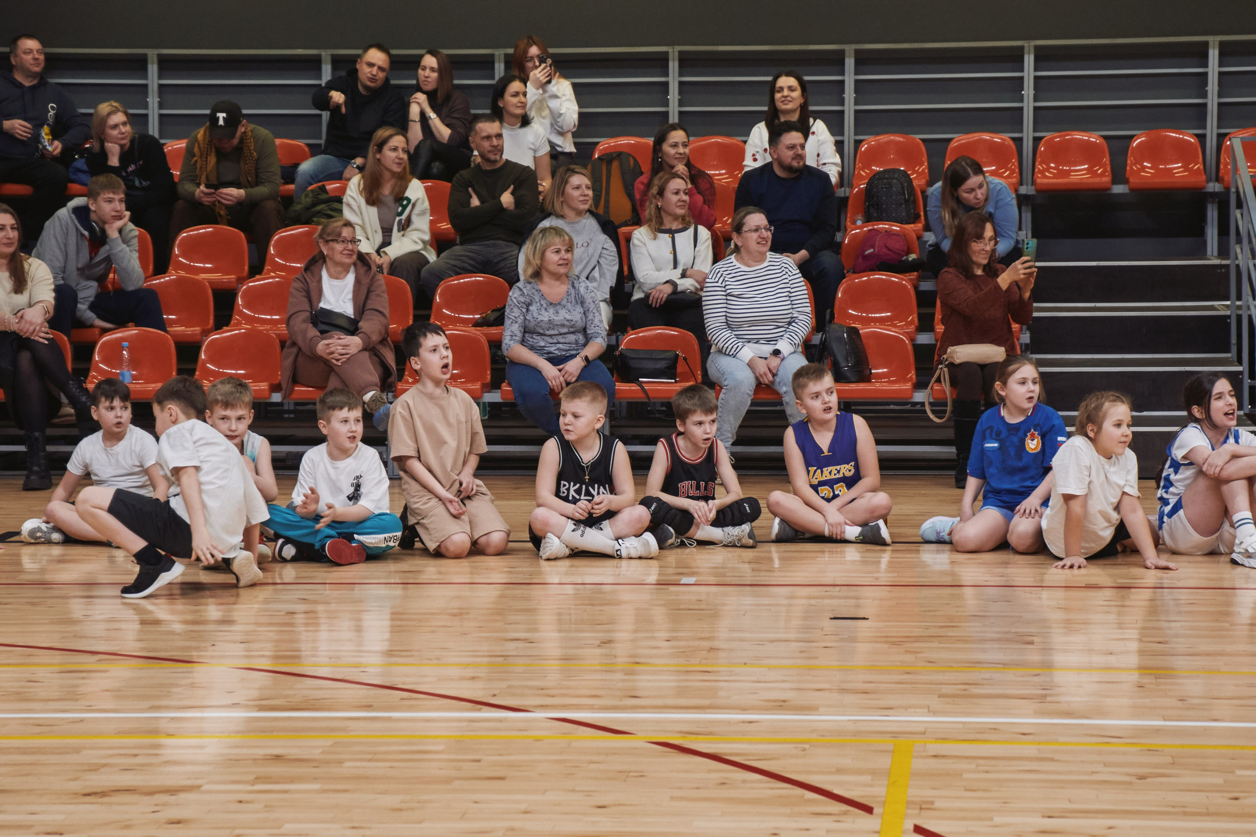 Новогодний баскетбол 2025. Детская лига. Евгений Бреча. Коммерческий и бэкстейдж фотограф в Москве