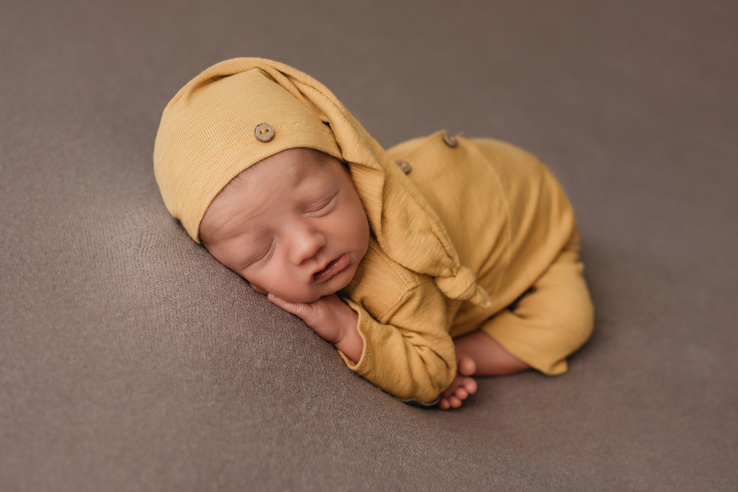 Глеб. Фотограф новорожденных Белгород