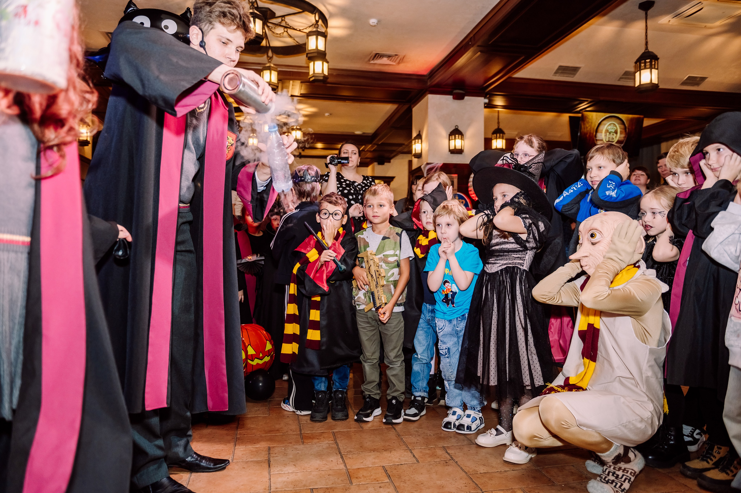 Хэллоуинские Приключения в Хофброй от ДетиСказка42. Детский фотограф, семейный фотограф и репортажи в Кемерово