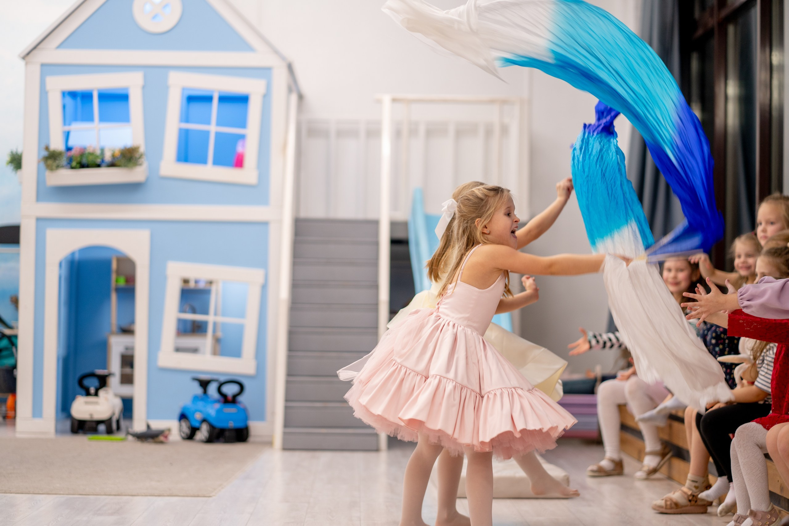 Варе и Маше 6 лет. Семейный фотограф в Москве Лилия Лебедева