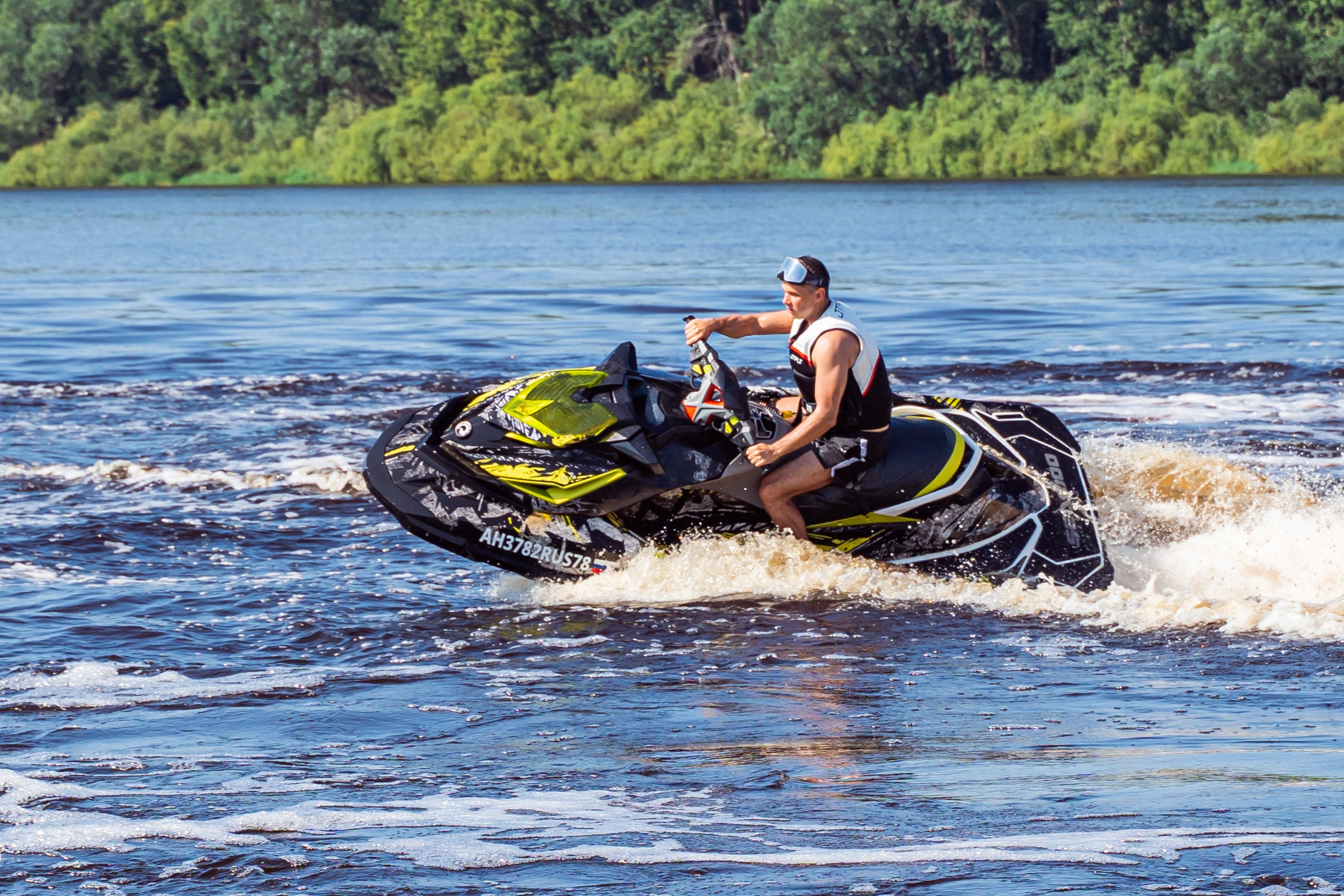 Гидровыезд -Великий Новгород. Свадебный, семейный, портретный, репортажный фотограф в Санкт-Петербурге