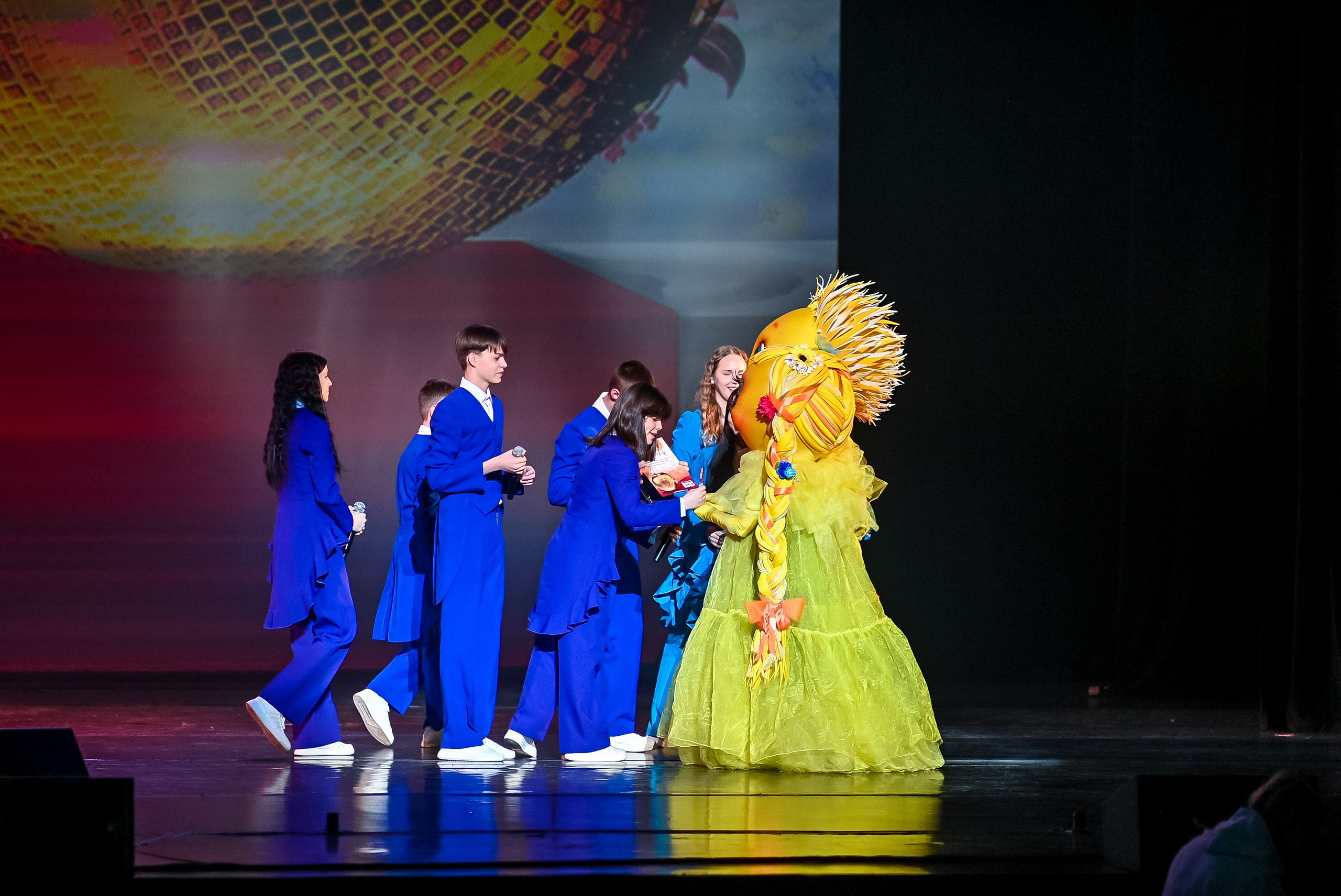 23 апреля, часть 3, БКЗ Октябрьский, г. Санкт-Петербург. Золотое яблочко