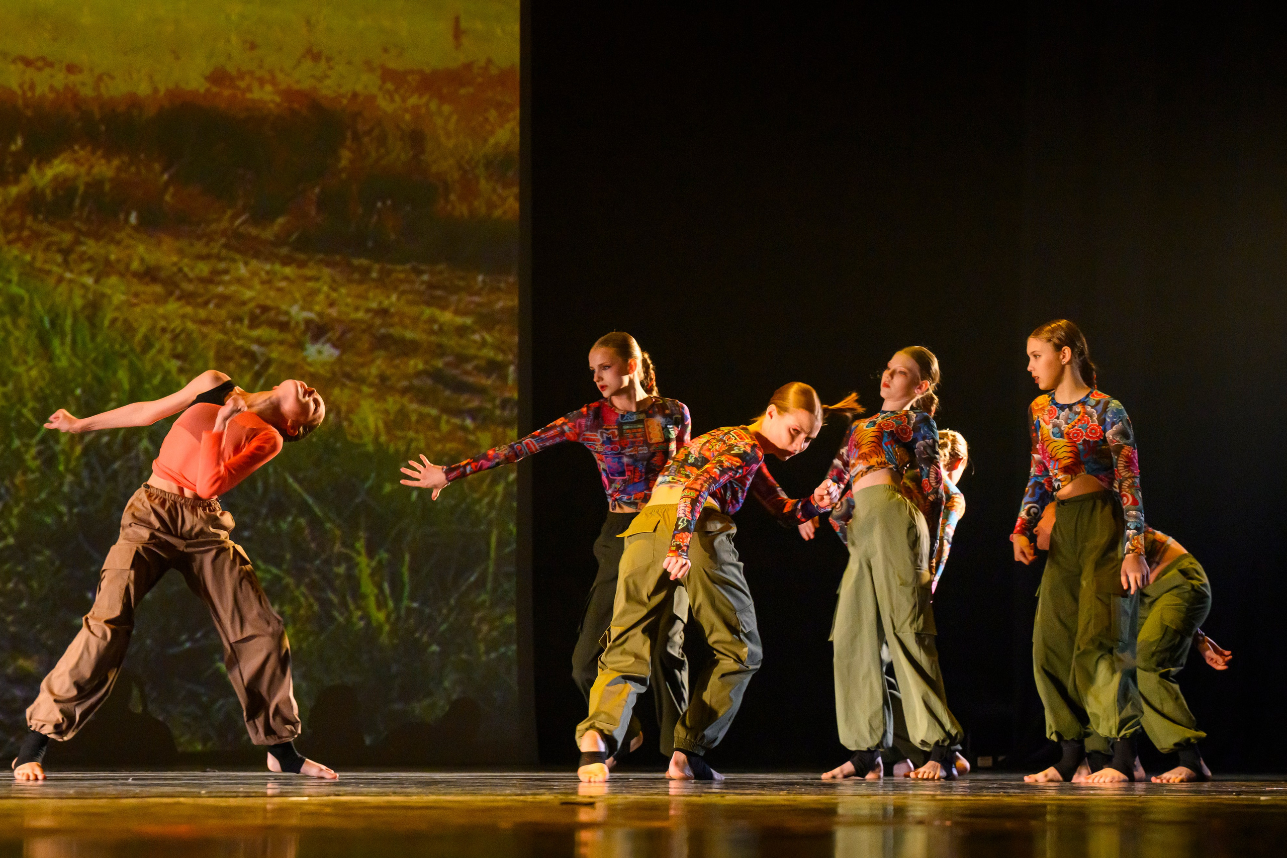 23 апреля, часть 1, БКЗ Октябрьский, г. Санкт-Петербург. Золотое яблочко