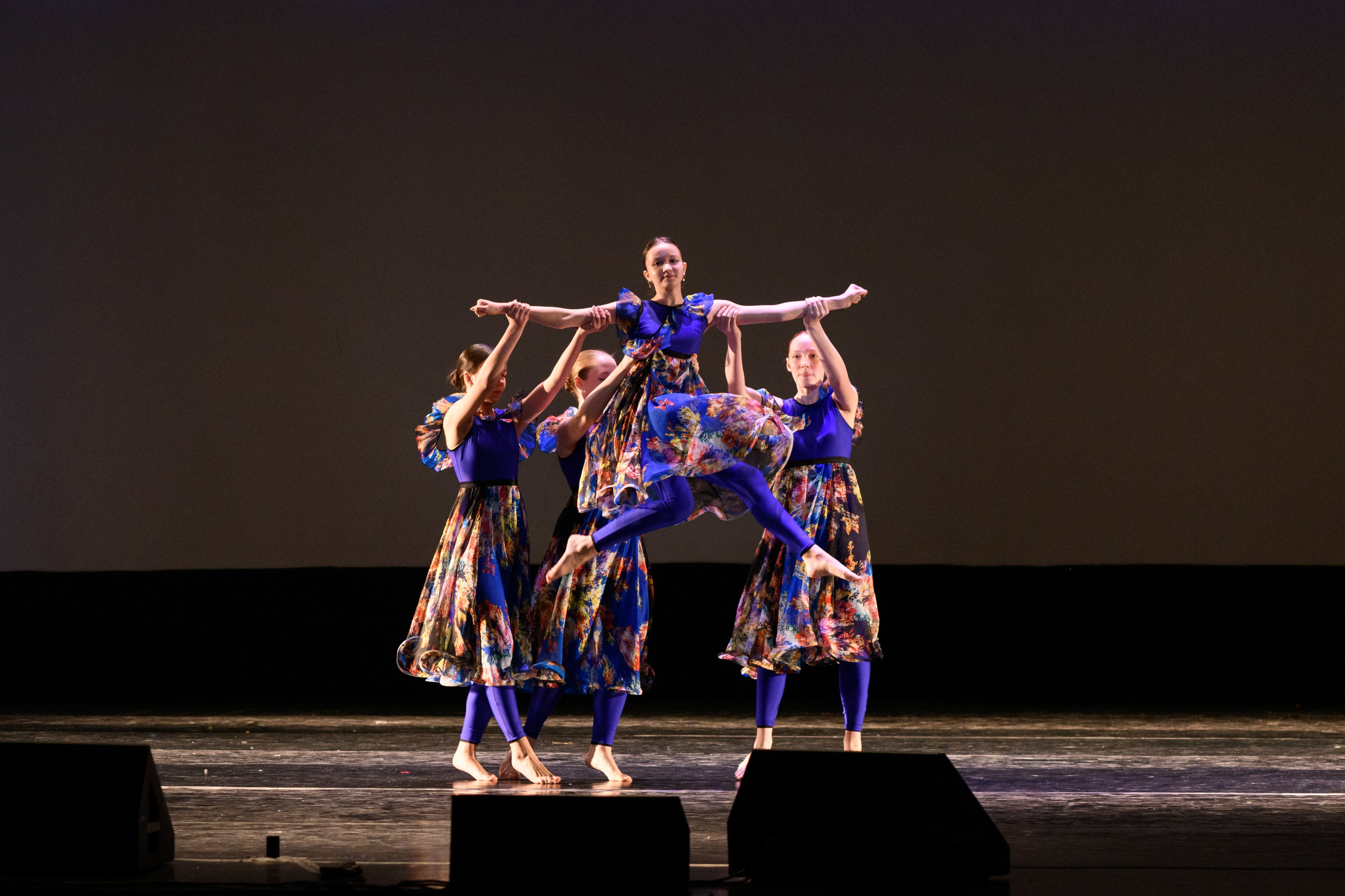 23 апреля, часть 2, БКЗ Октябрьский, г. Санкт-Петербург. Золотое яблочко