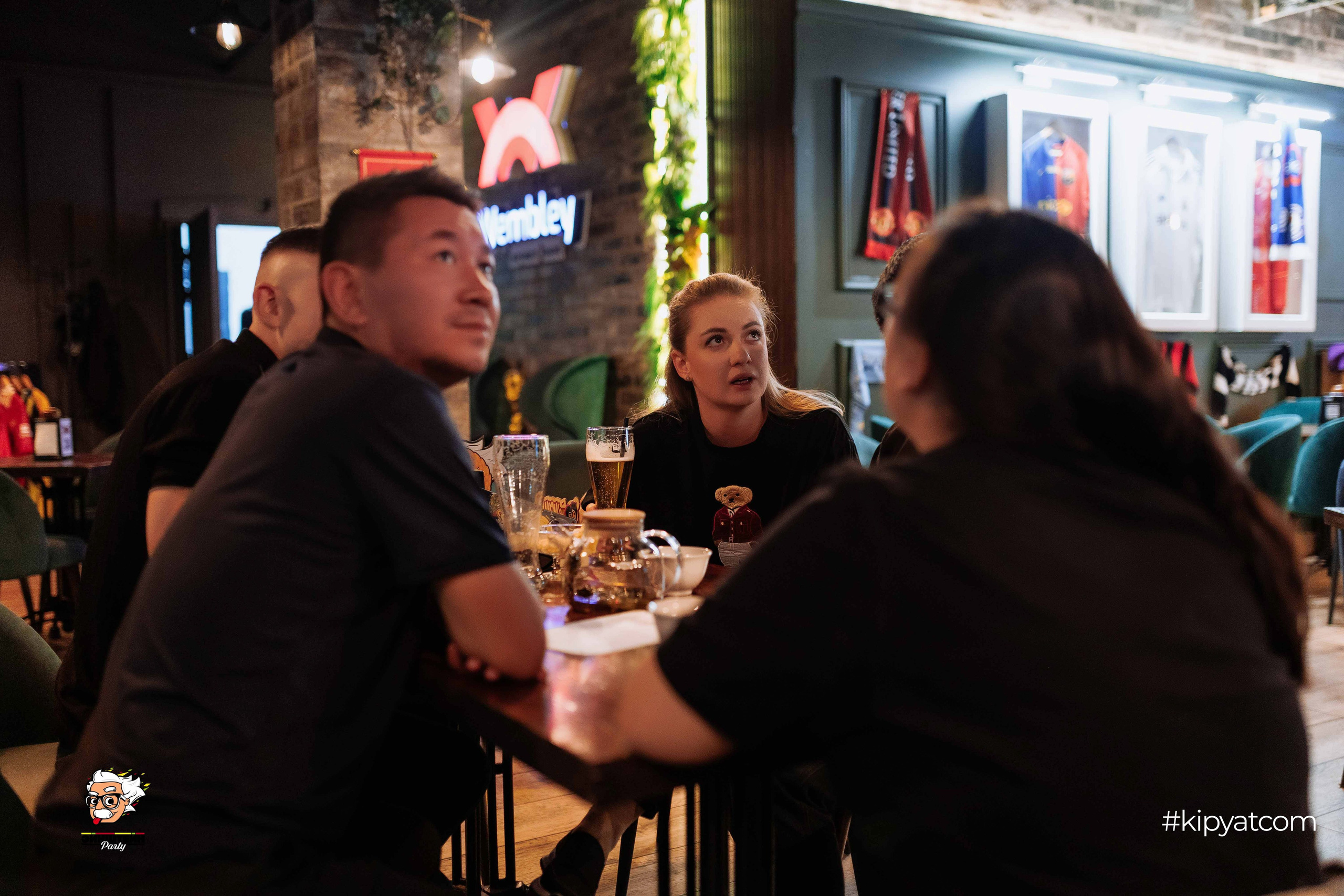 Эйнштейн Party