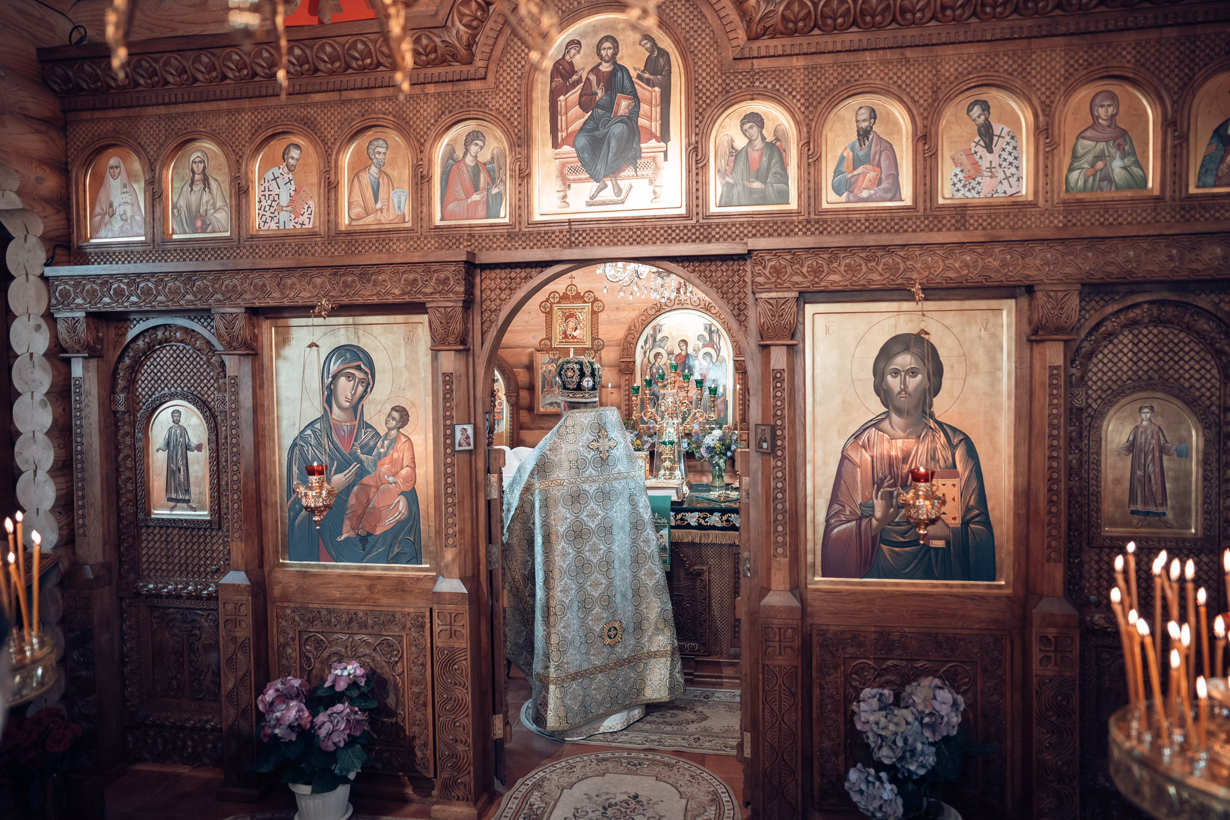 Праздник Святой Троицы в храме Прп. Сергия Радонежского г. Севастополь. Церковный фотограф Севастополь