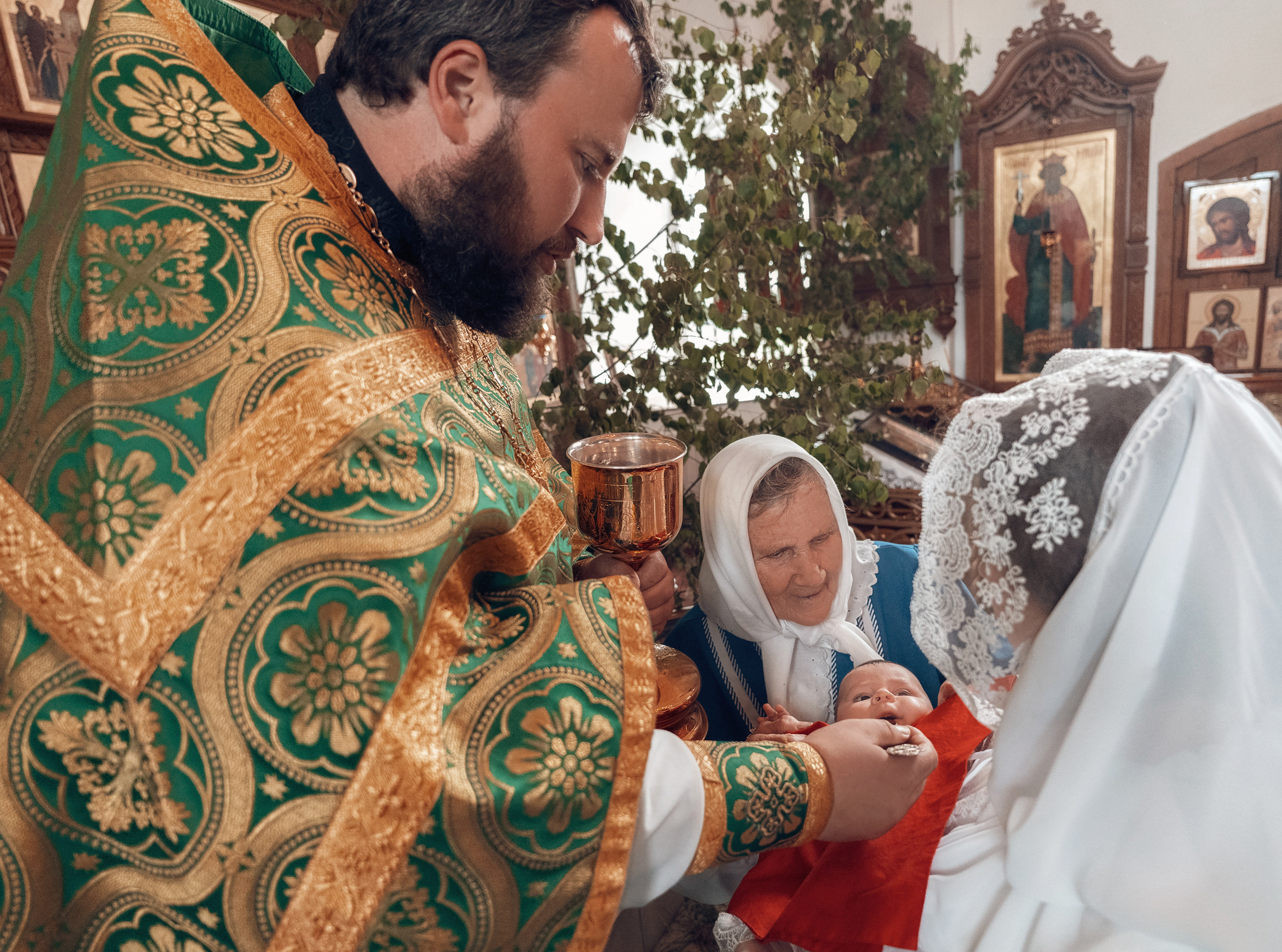 Крещение в Свято — Покровском храме с. Новопокровское. Церковный фотограф Севастополь