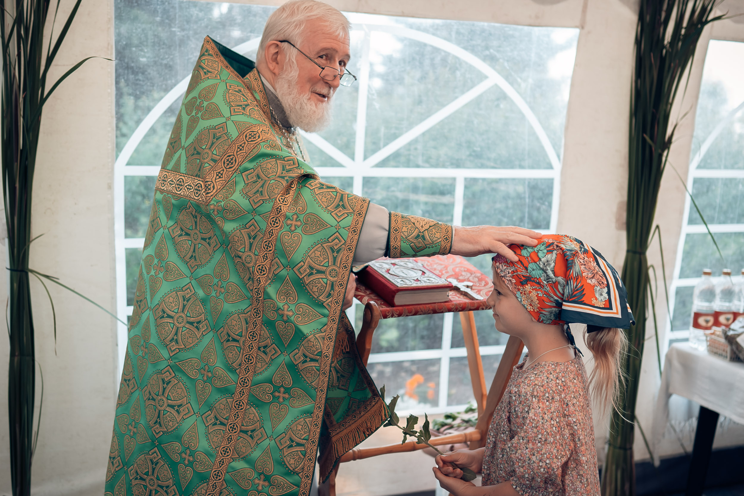 Праздник Святой Троицы в храме Прп. Сергия Радонежского г. Севастополь. Церковный фотограф Севастополь