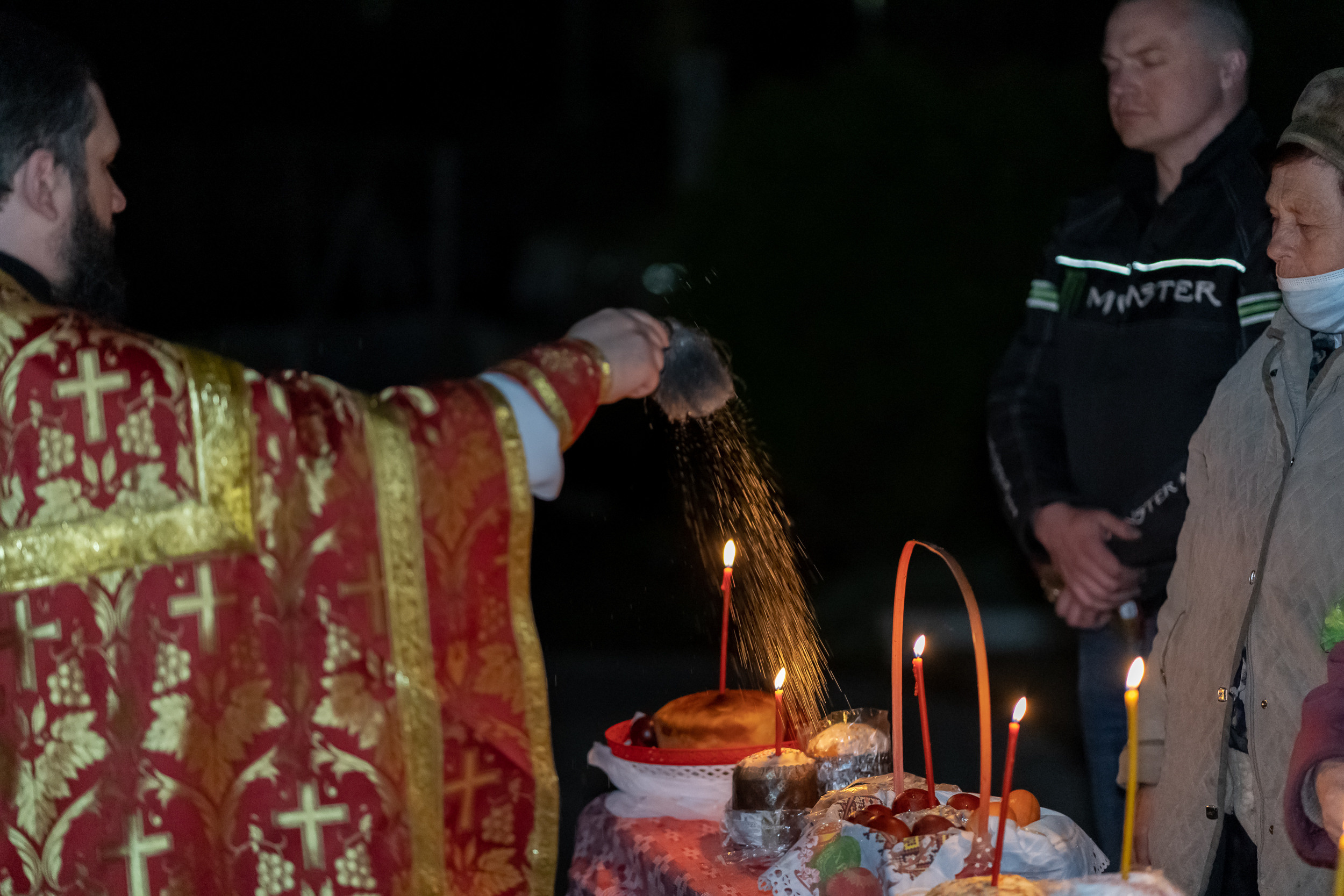 Пасха в Храме Всех Святых в земли Русской мкрн. Северо-Задонск Тульская область. Церковный фотограф Севастополь
