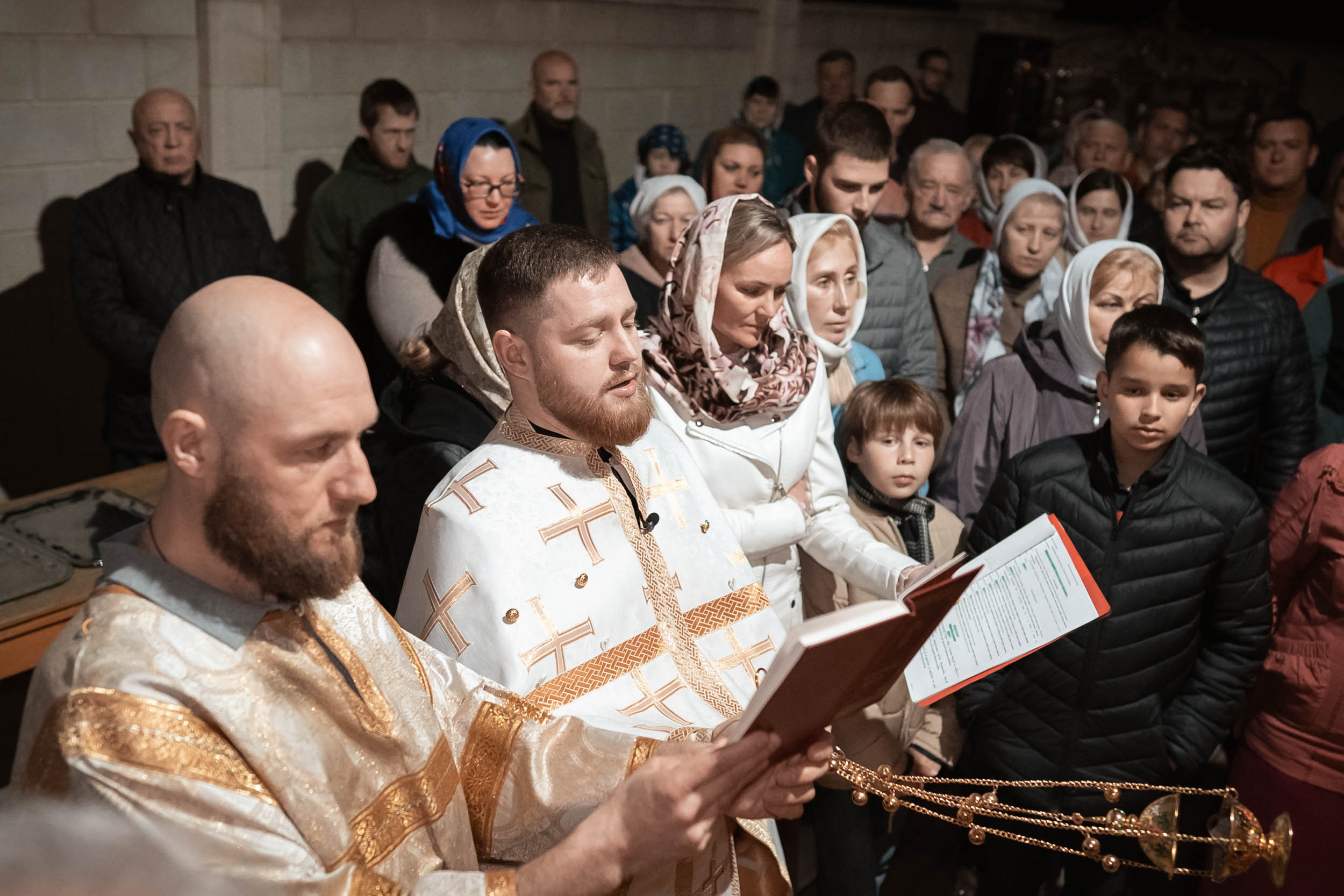 Пасха в храме апостола Андрея Первозванного г. Севастополь. Церковный фотограф Севастополь