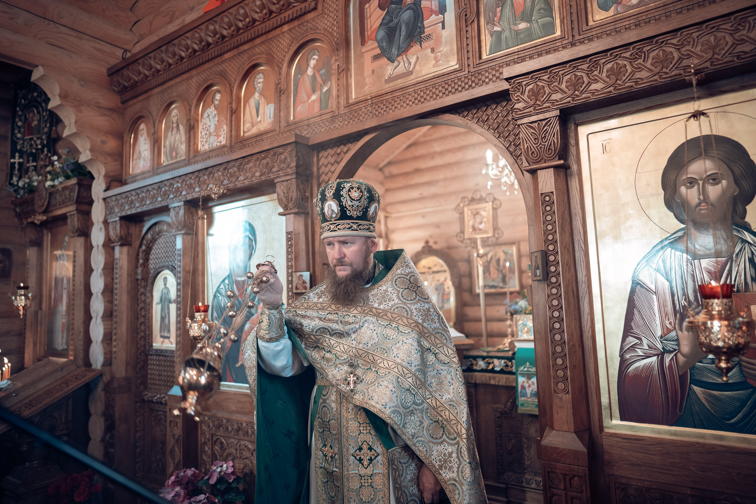 Праздник Святой Троицы в храме Прп. Сергия Радонежского г. Севастополь. Церковный фотограф Севастополь