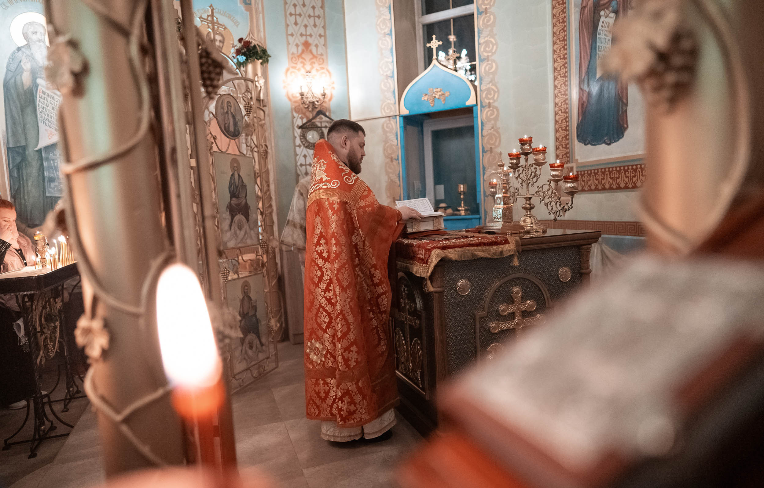 Пасха в храме апостола Андрея Первозванного г. Севастополь. Церковный фотограф Севастополь