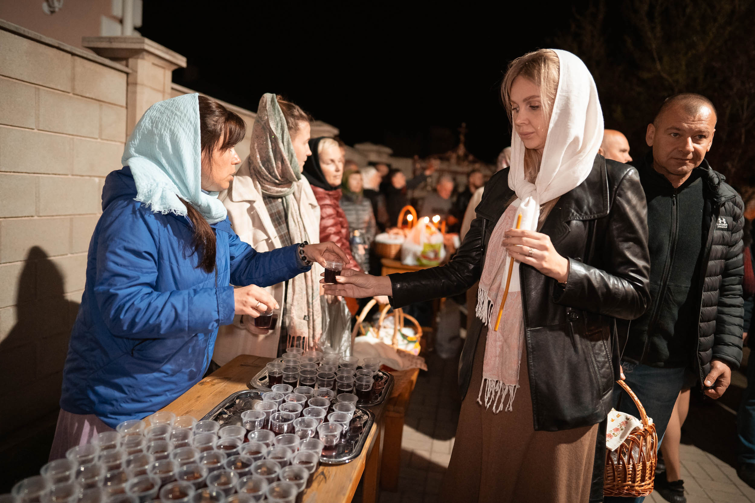Пасха в храме апостола Андрея Первозванного г. Севастополь. Церковный фотограф Севастополь