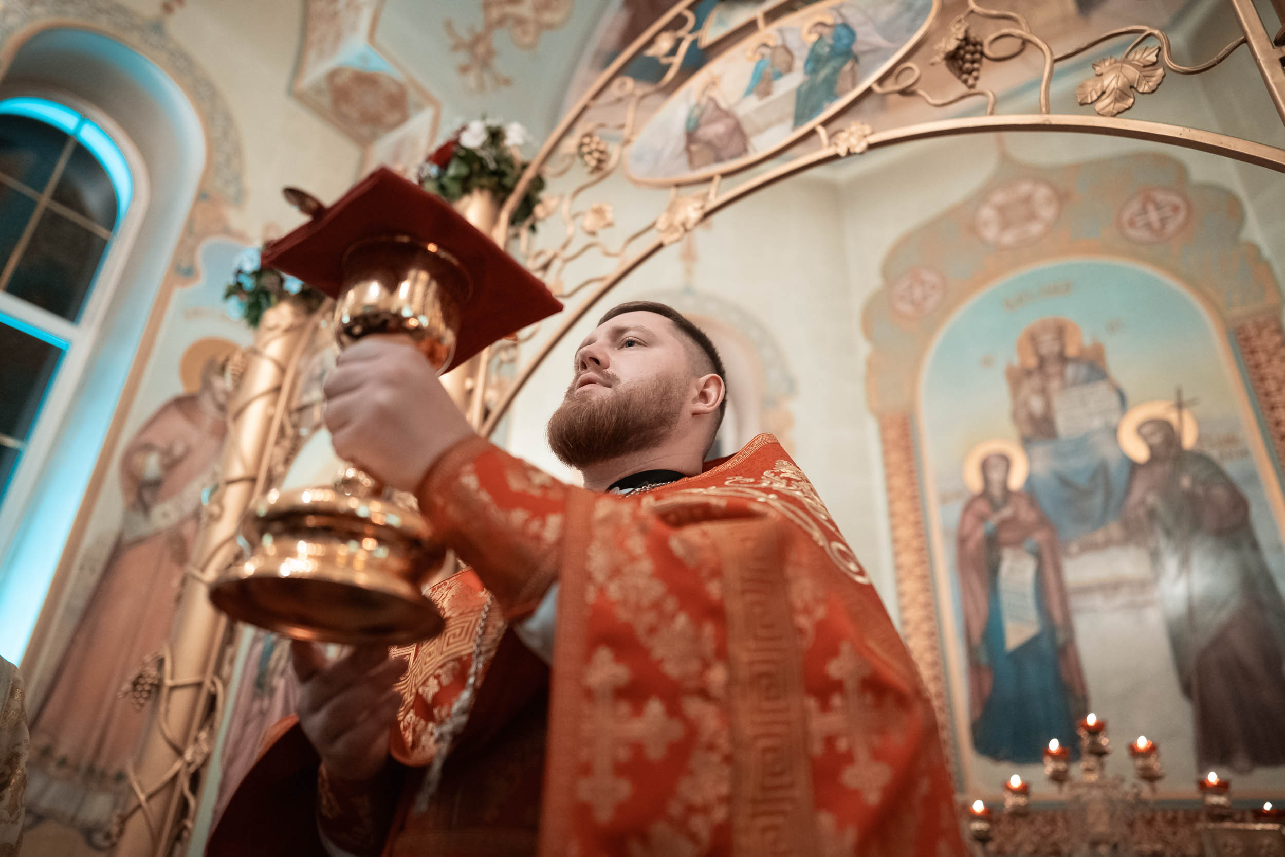 Пасха в храме апостола Андрея Первозванного г. Севастополь. Церковный фотограф Севастополь