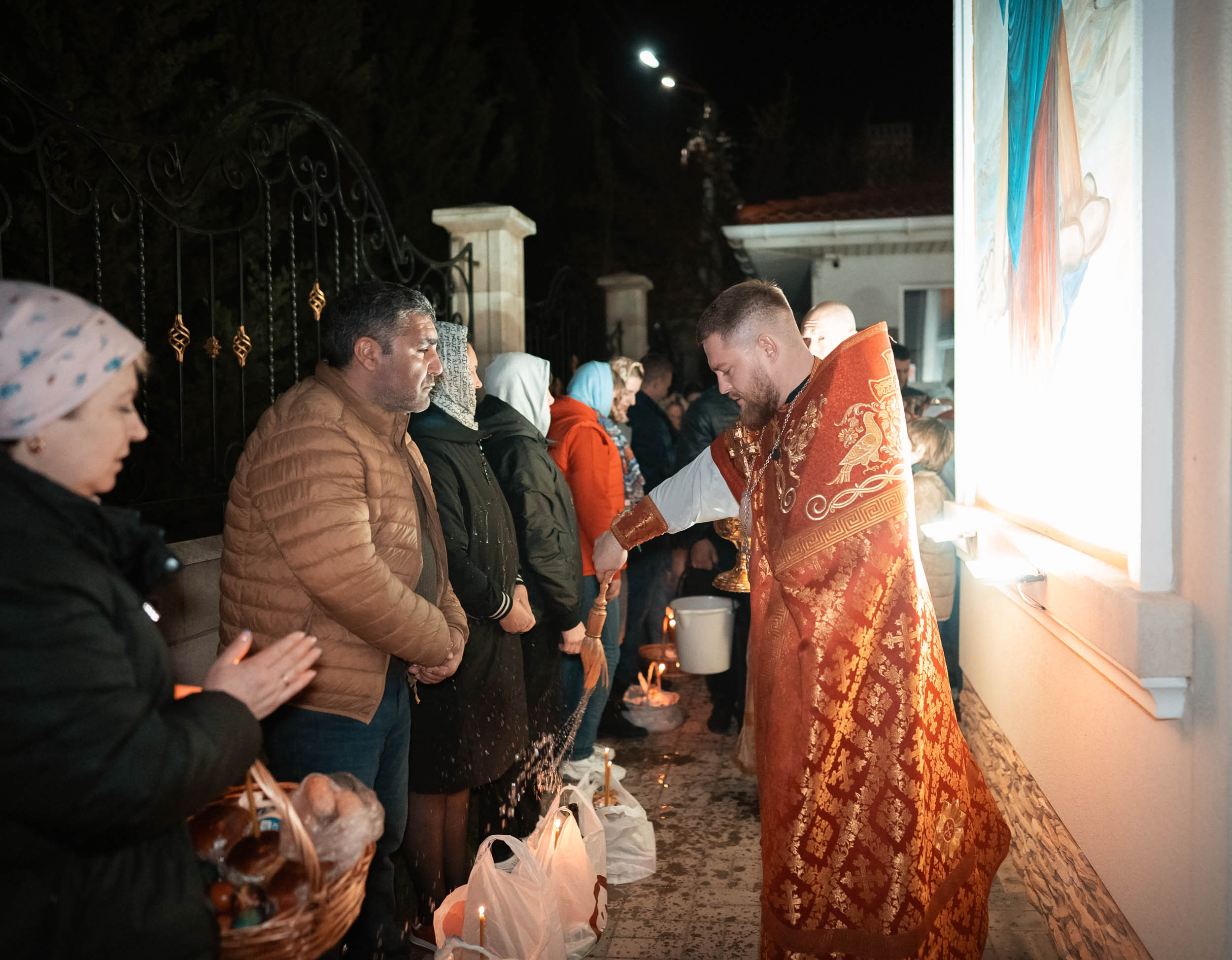 Пасха в храме апостола Андрея Первозванного г. Севастополь. Церковный фотограф Севастополь