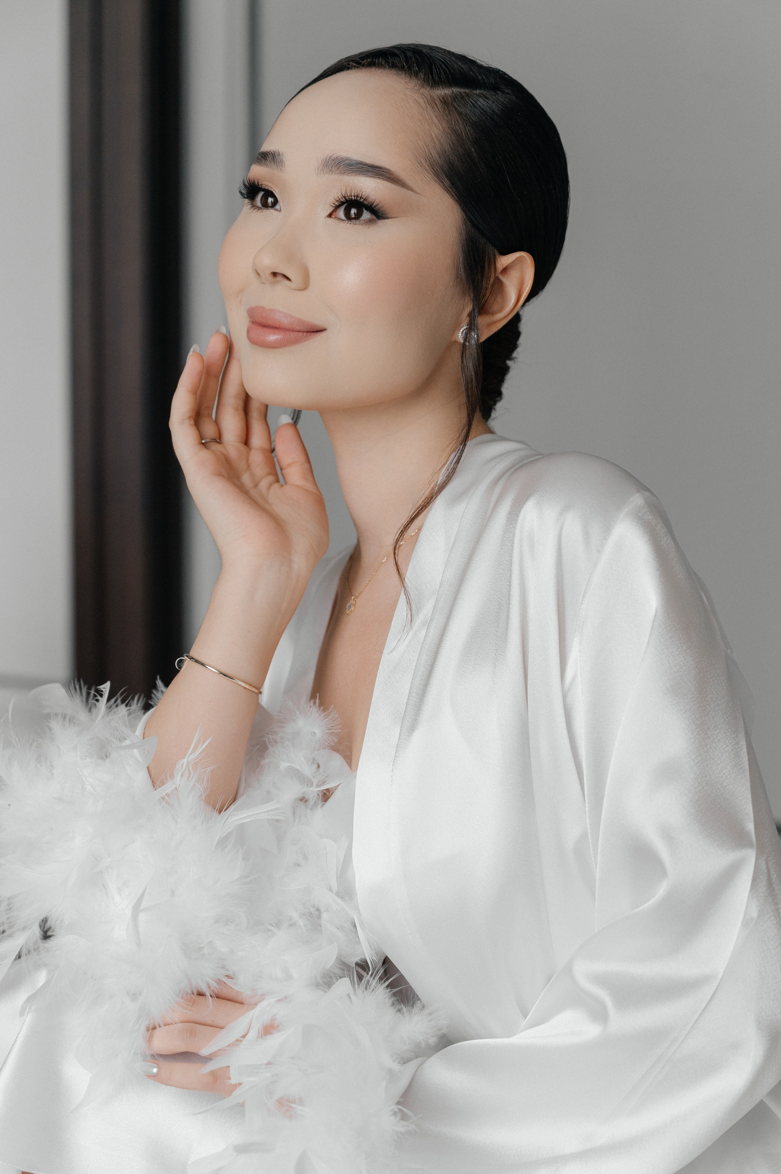 ANEL QYZ UZATU. HOME