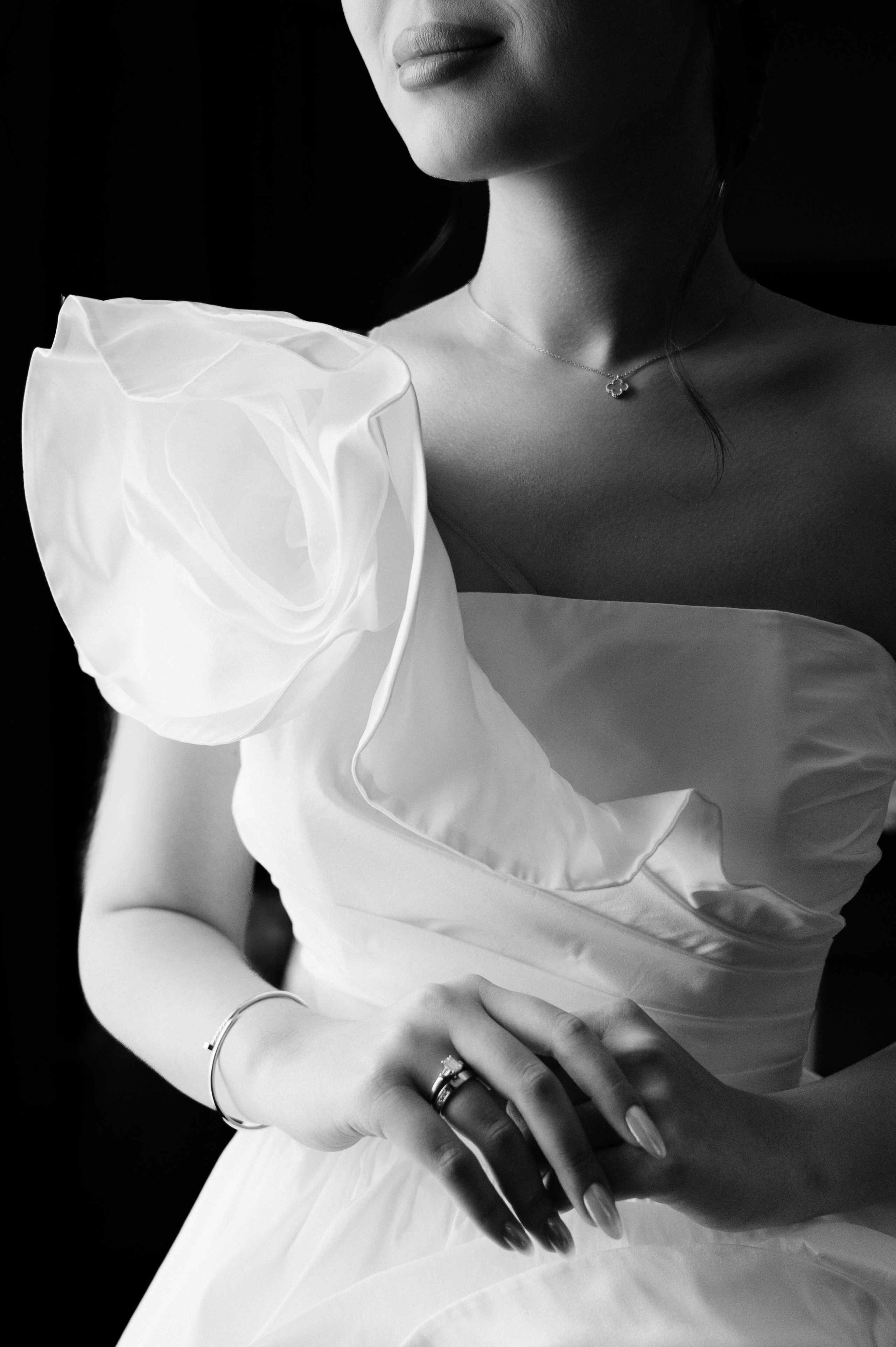 ANEL QYZ UZATU. HOME