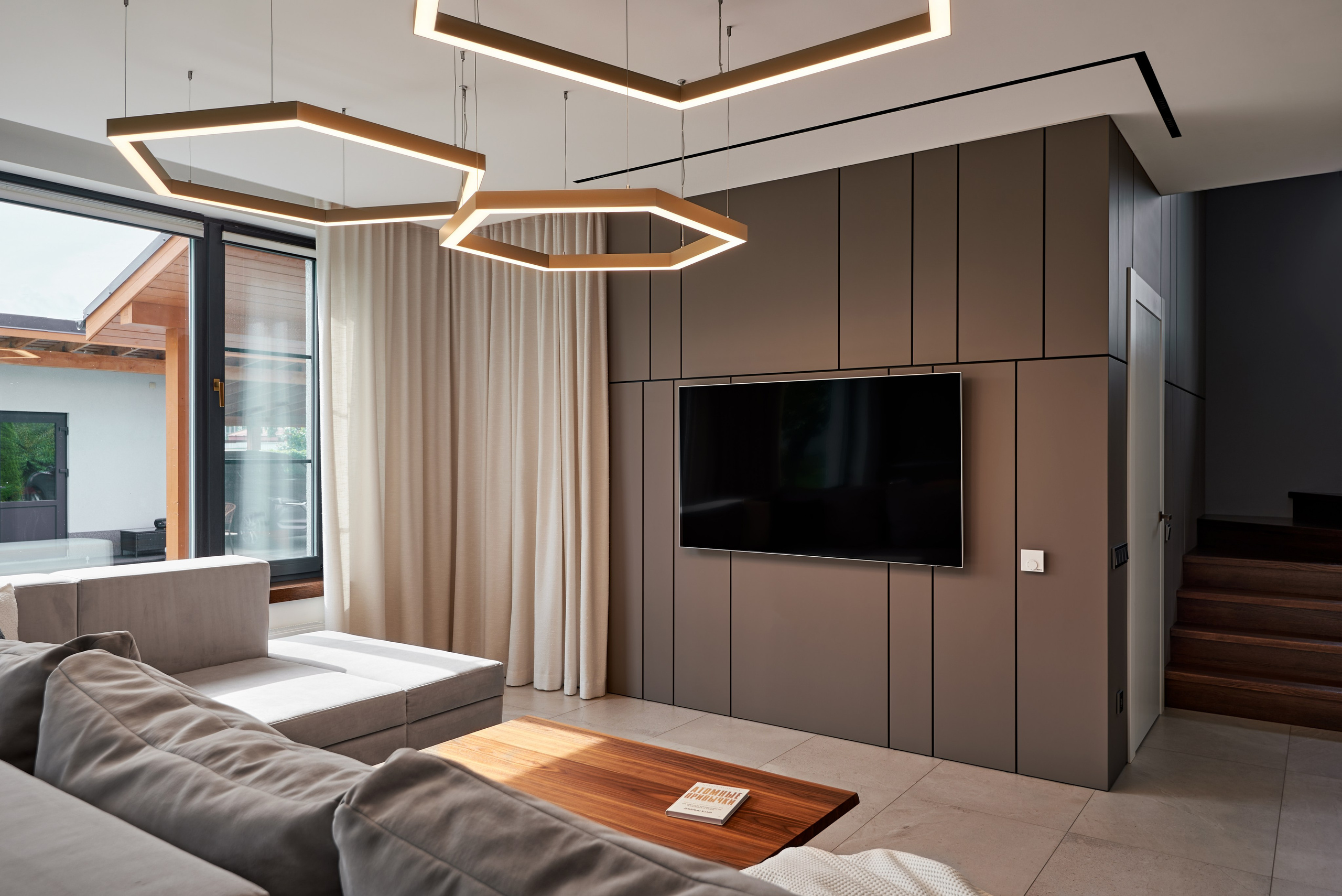 ДОМ В РЕПИНО ПАРК. Интерьерный и архитектурный фотограф в Сочи МАКСИМ КСЕНЗОВ