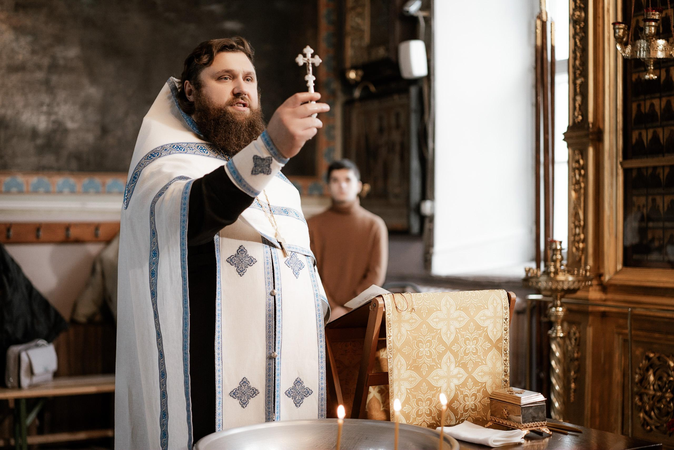 Фотограф на крещение в Балашихе в Церкви Рождества