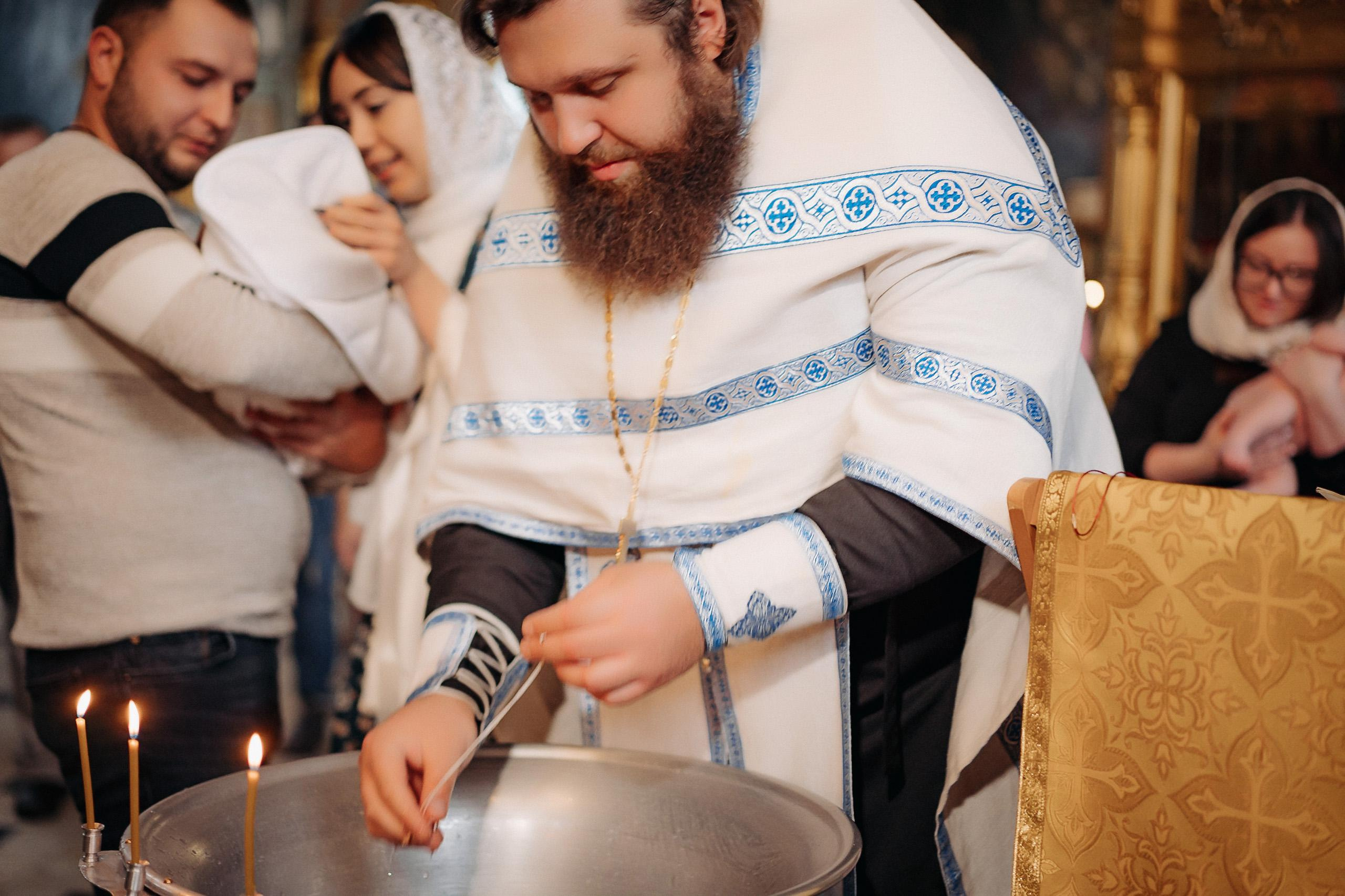 Фотограф на крещение в Балашихе в Церкви Рождества