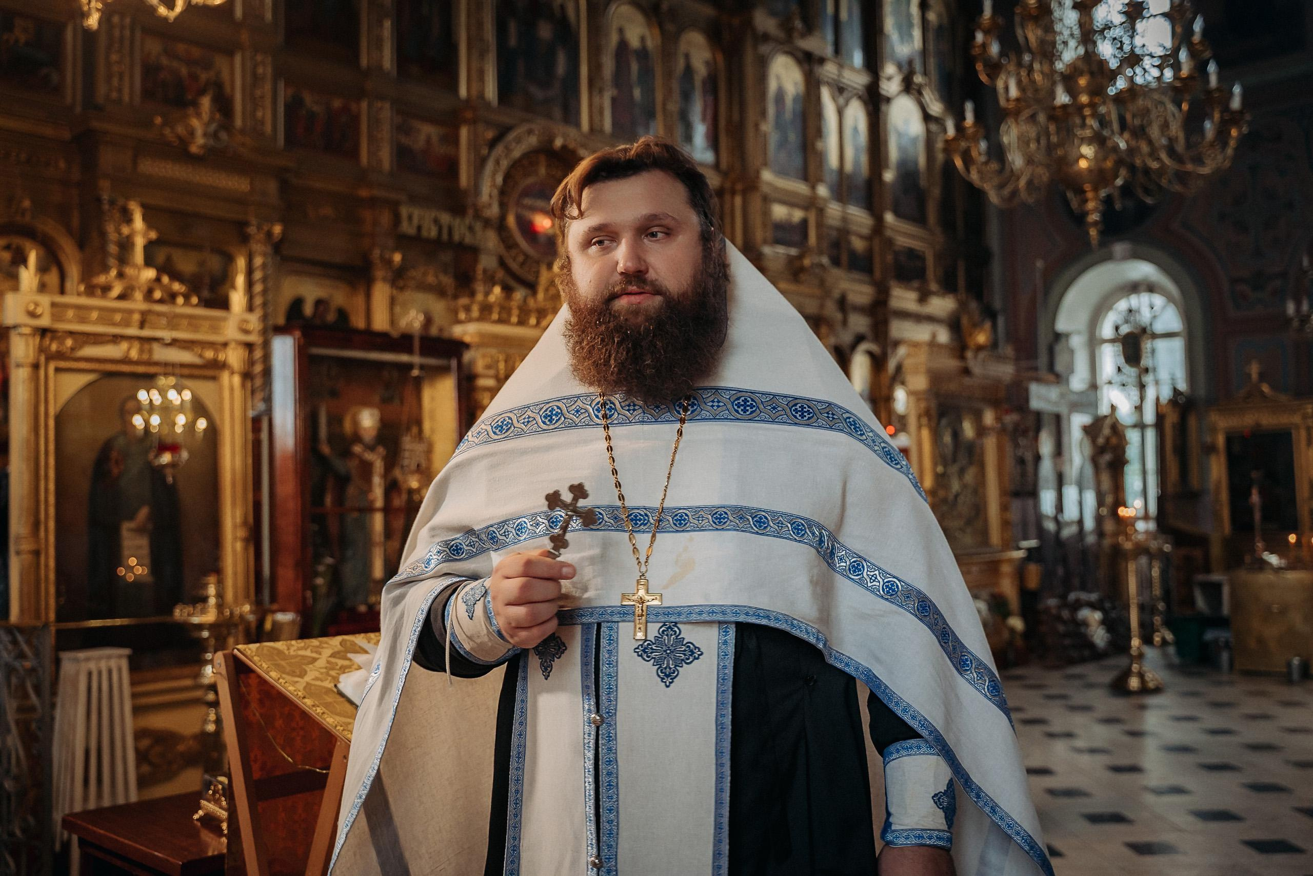 Фотограф на крещение в Балашихе в Церкви Рождества