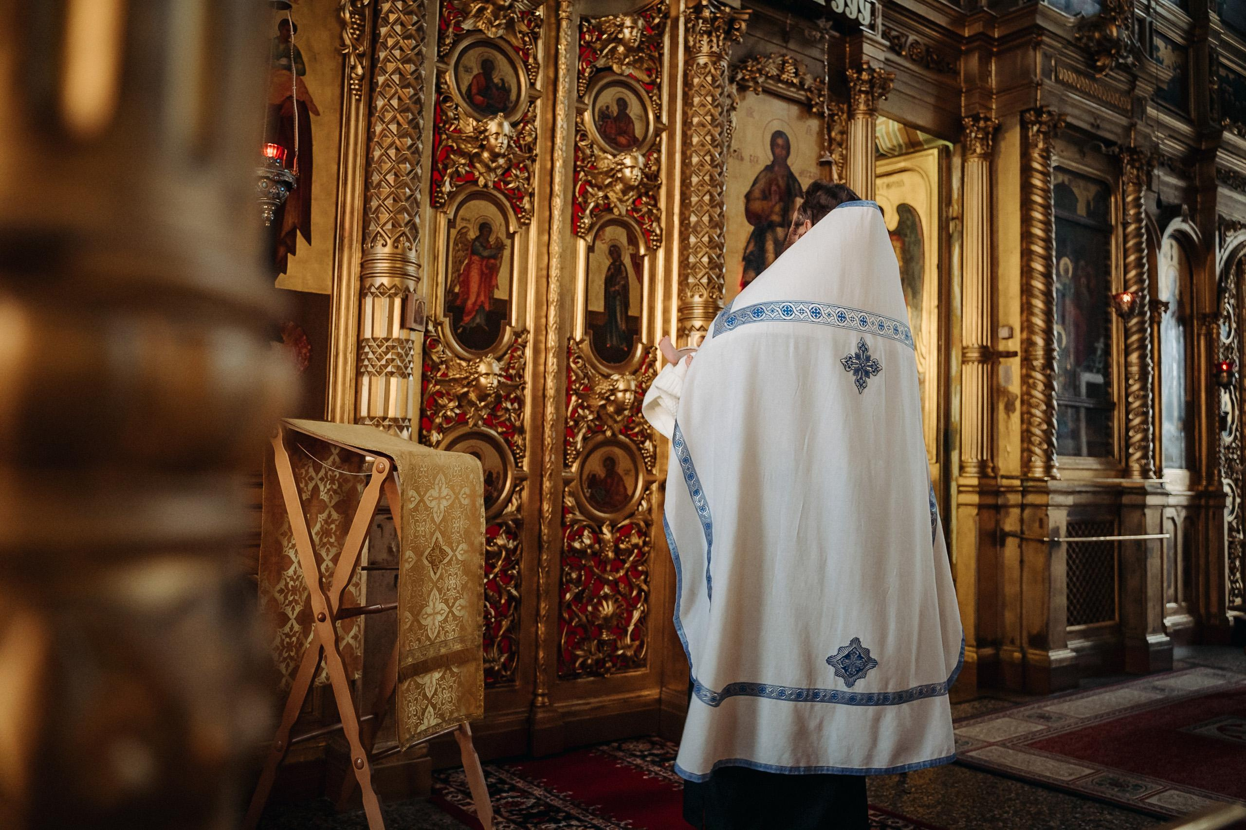 Фотограф на крещение в Балашихе в Церкви Рождества