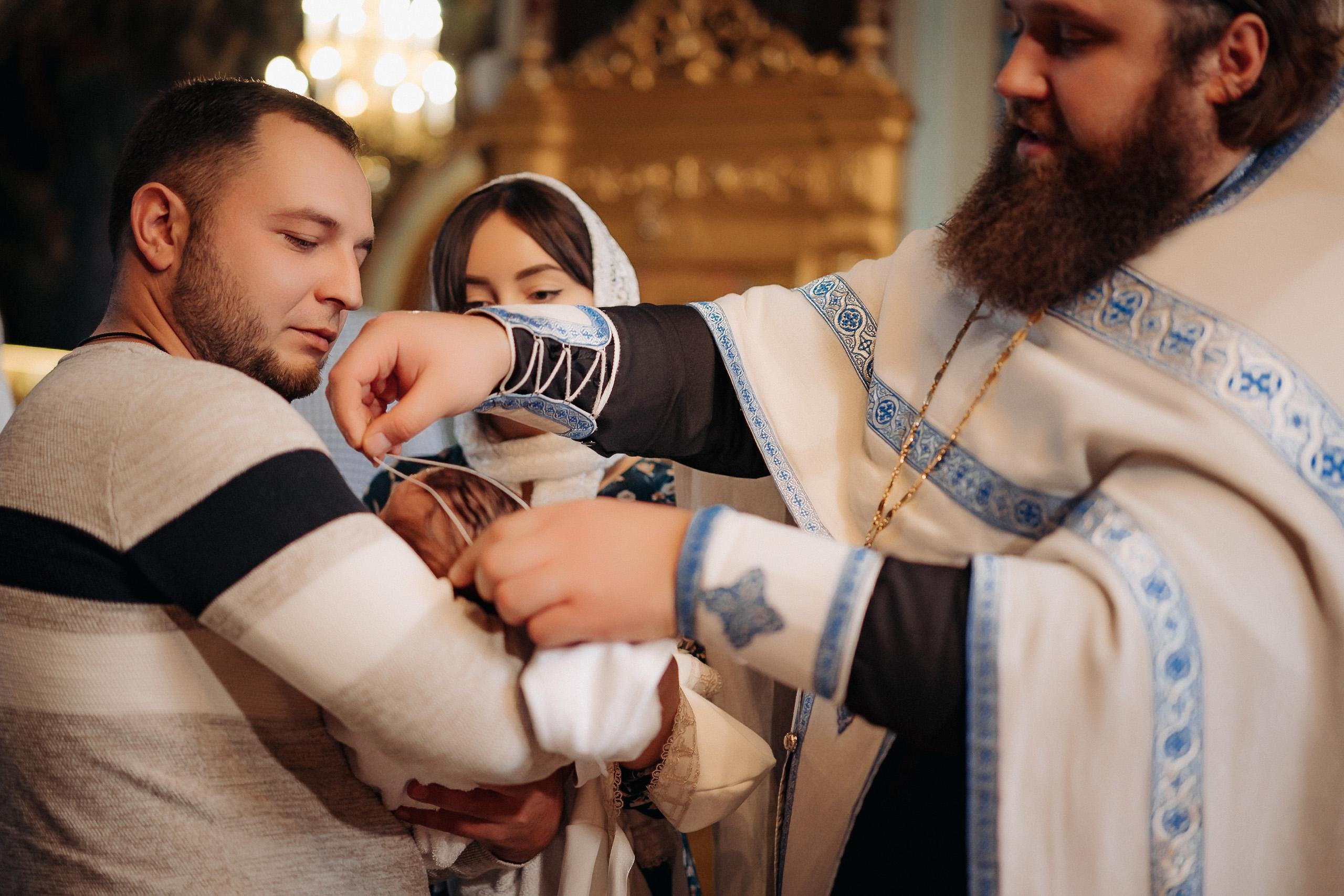 Фотограф на крещение в Балашихе в Церкви Рождества