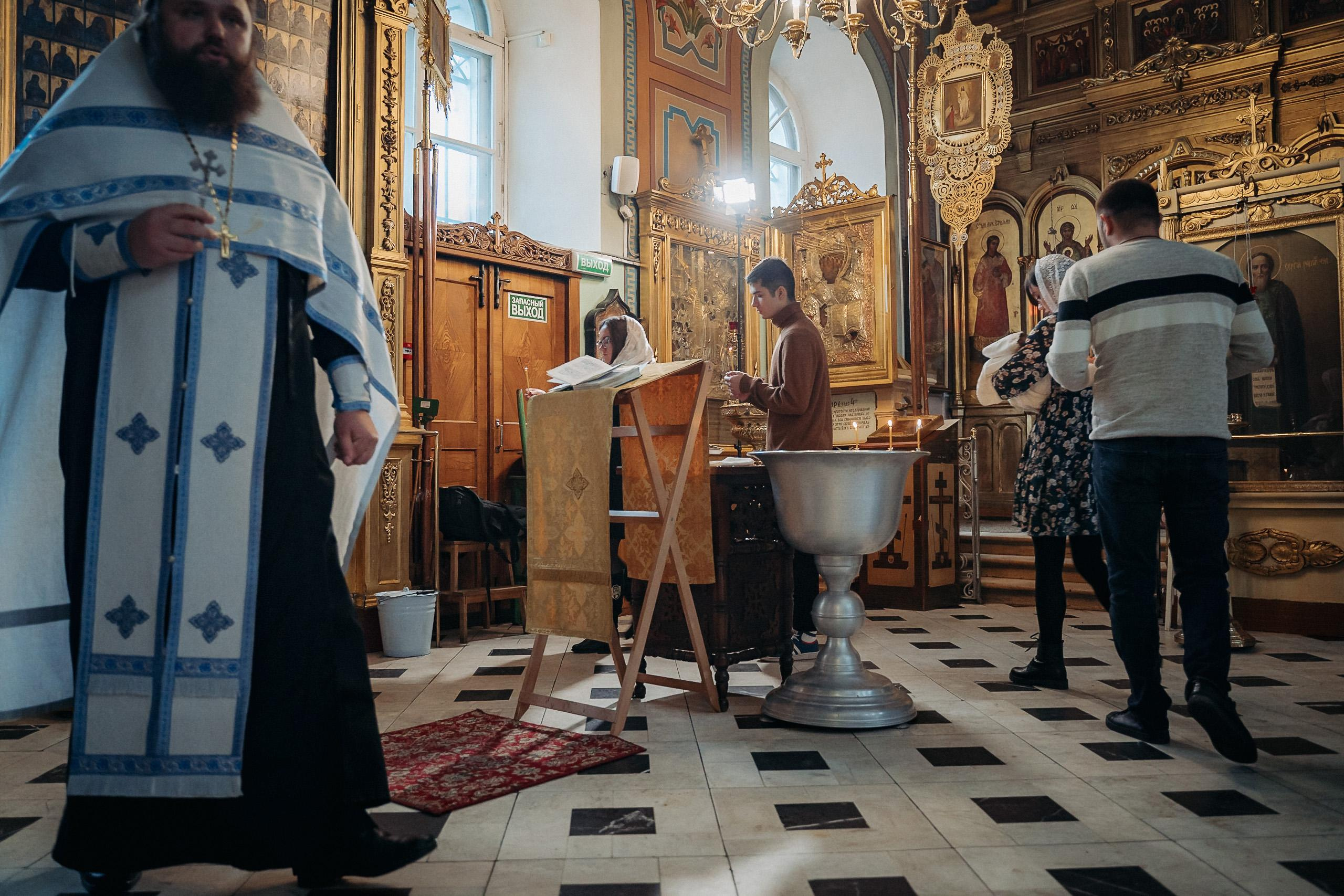 Фотограф на крещение в Балашихе в Церкви Рождества