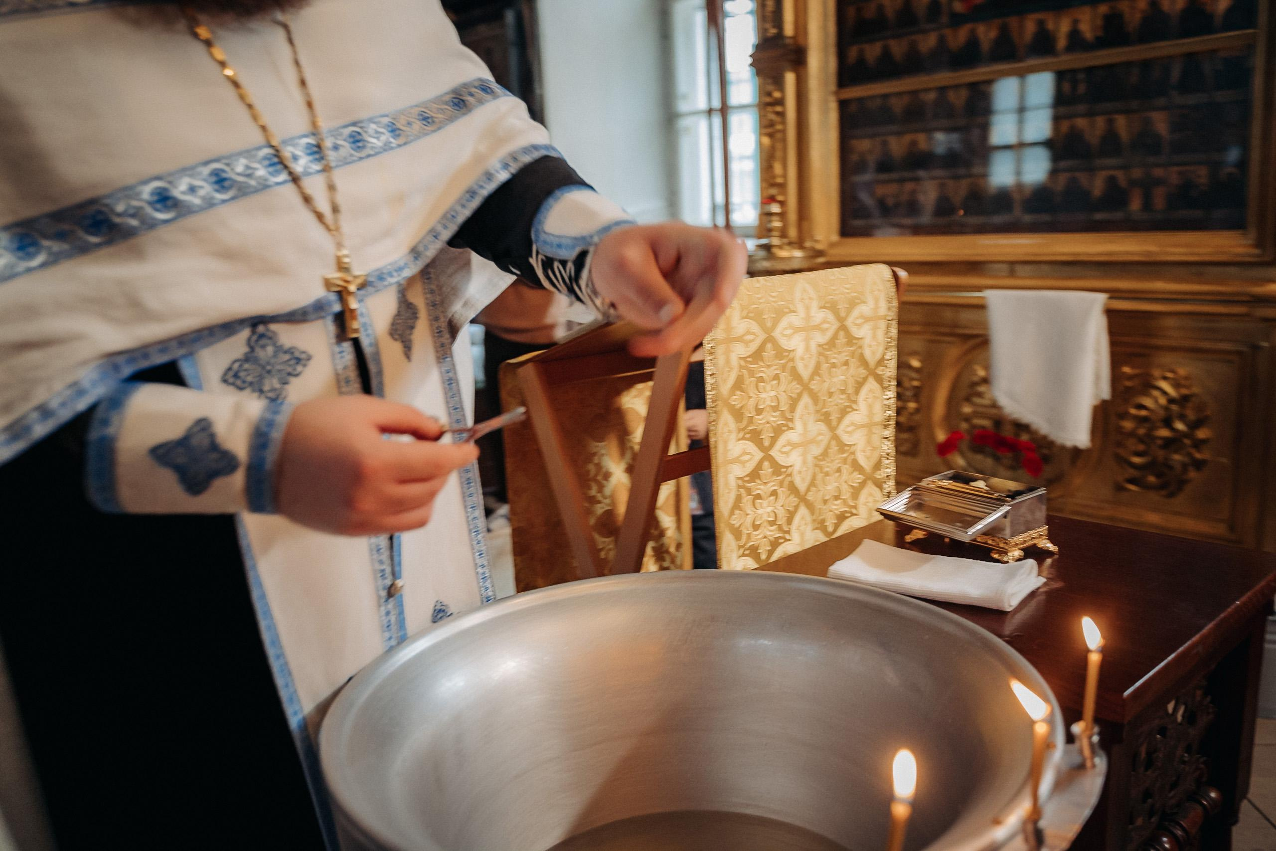 Фотограф на крещение в Балашихе в Церкви Рождества