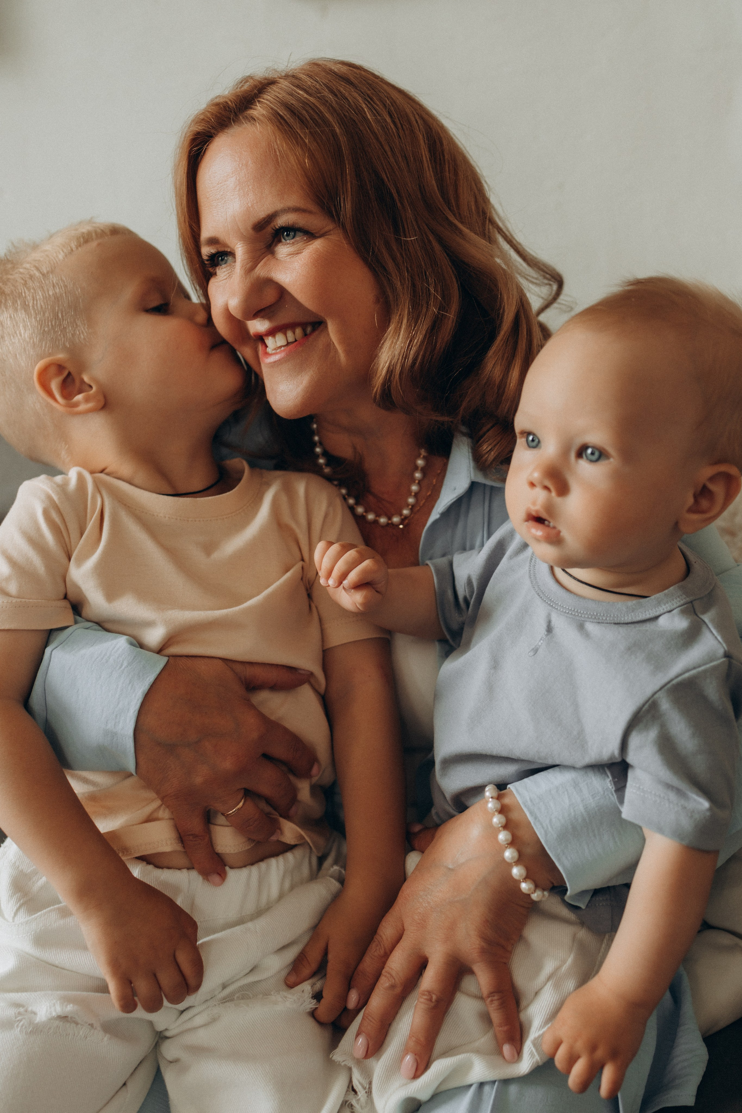 Семейная история в студии. Семейный и женский фотограф в Москве Коновалова Олеся