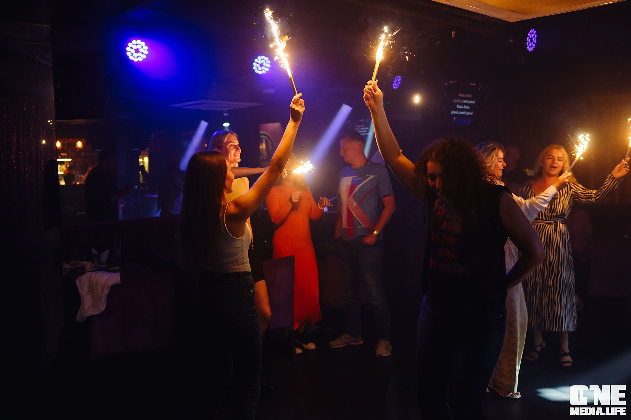 Фоторепортаж из караоке-клуба Эйфория. One Media Life: фоторепортажи, фотоотчеты с мероприятий и заведений