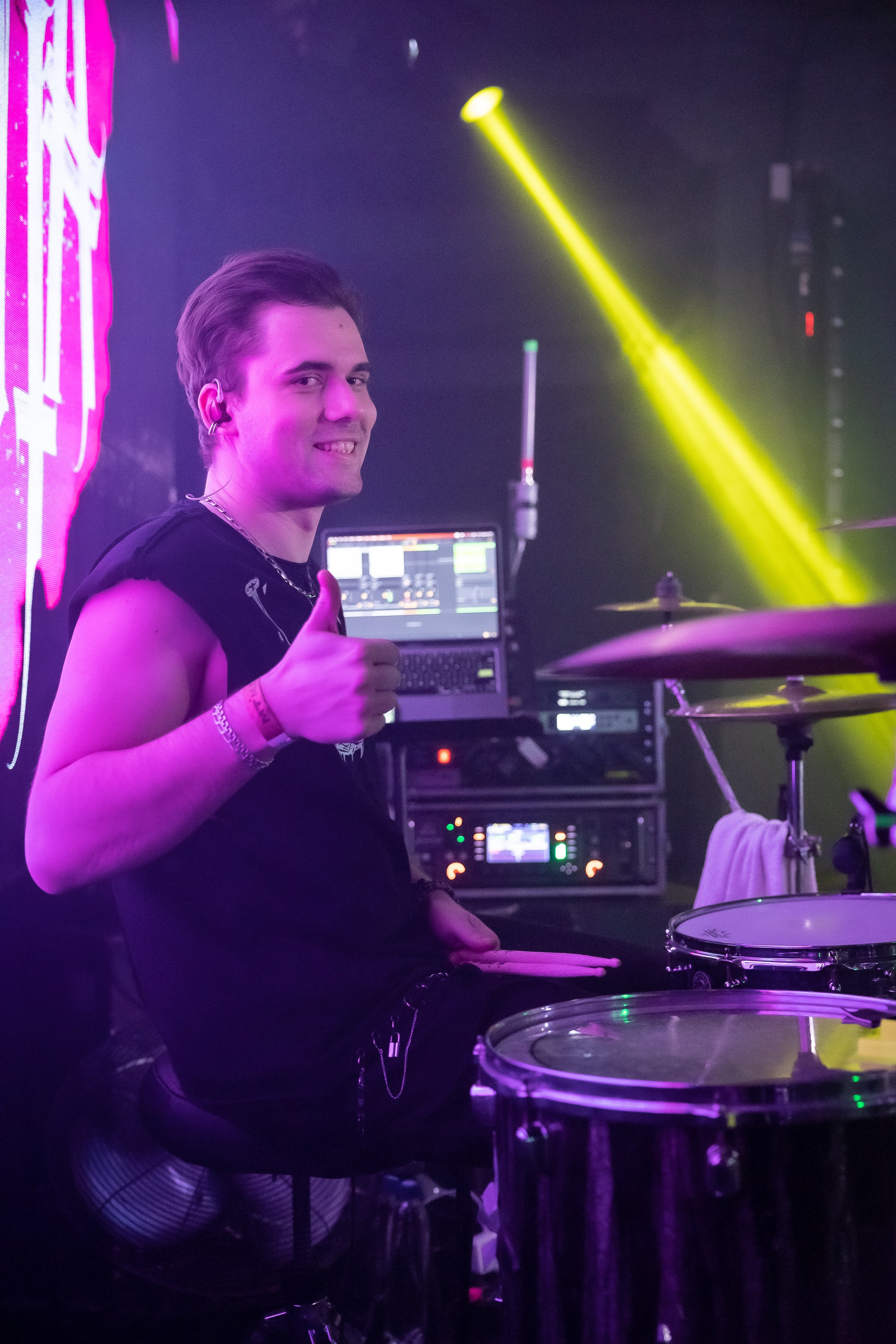 Концерт альтернатив метал группы iOSTRA в «Music bar Мумий Тролль» Москва. Фотограф Владимир Охрименко