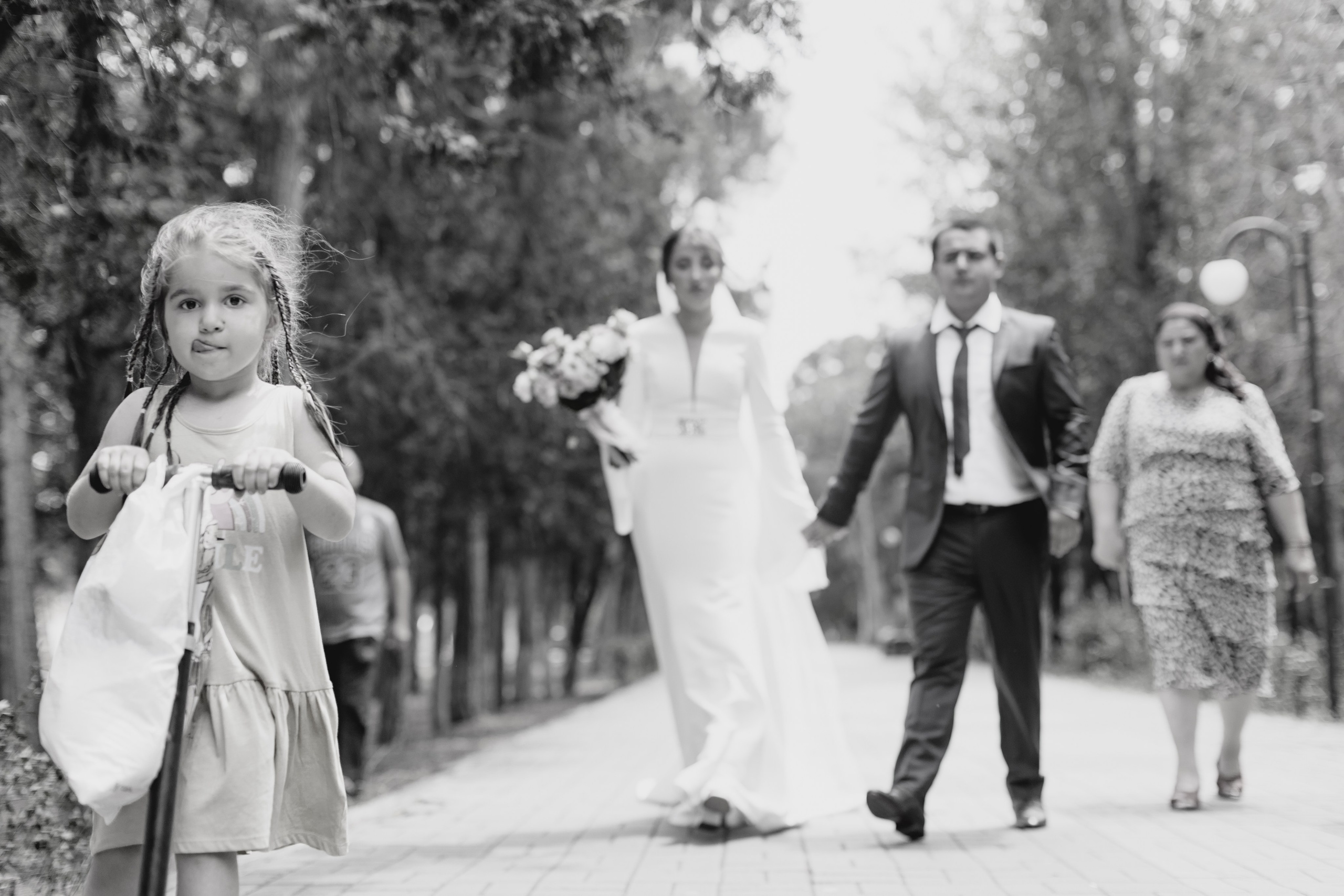 Прогулка в Каспийском парке. Omar Shapiev