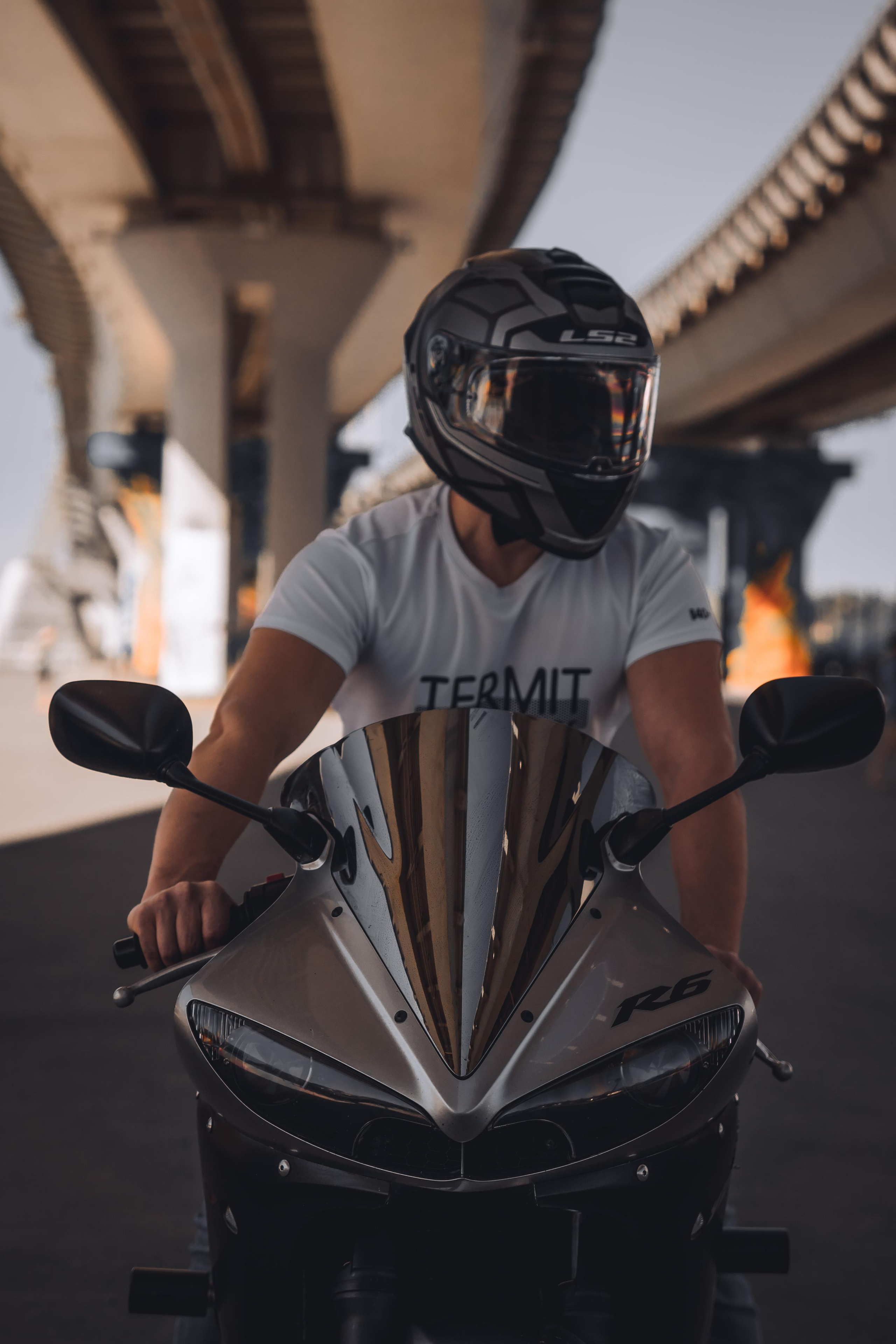 ALMAZ. Видеомейкер, видеооператор из Казани Ильнур Еналиев