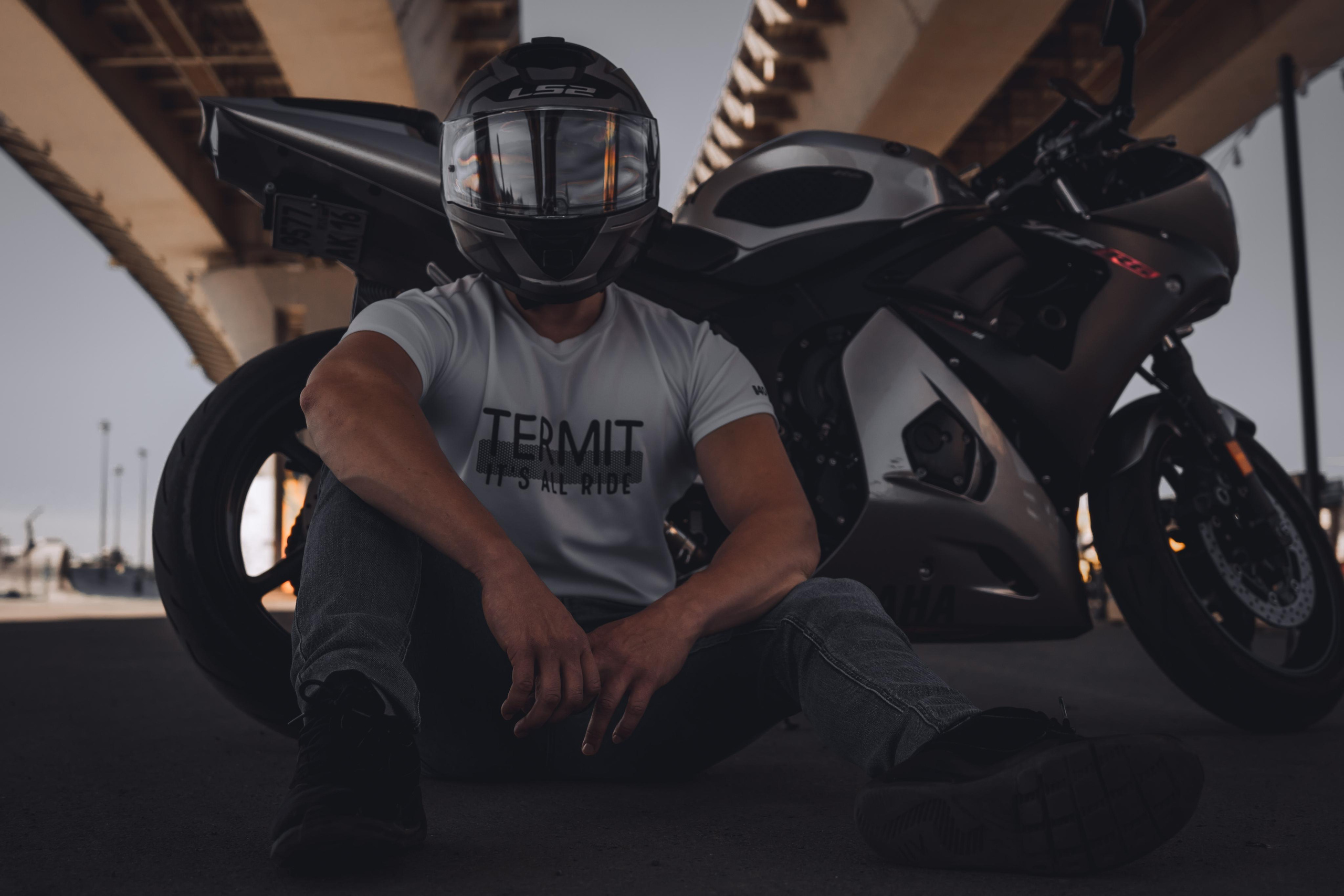 ALMAZ. Видеомейкер, видеооператор из Казани Ильнур Еналиев