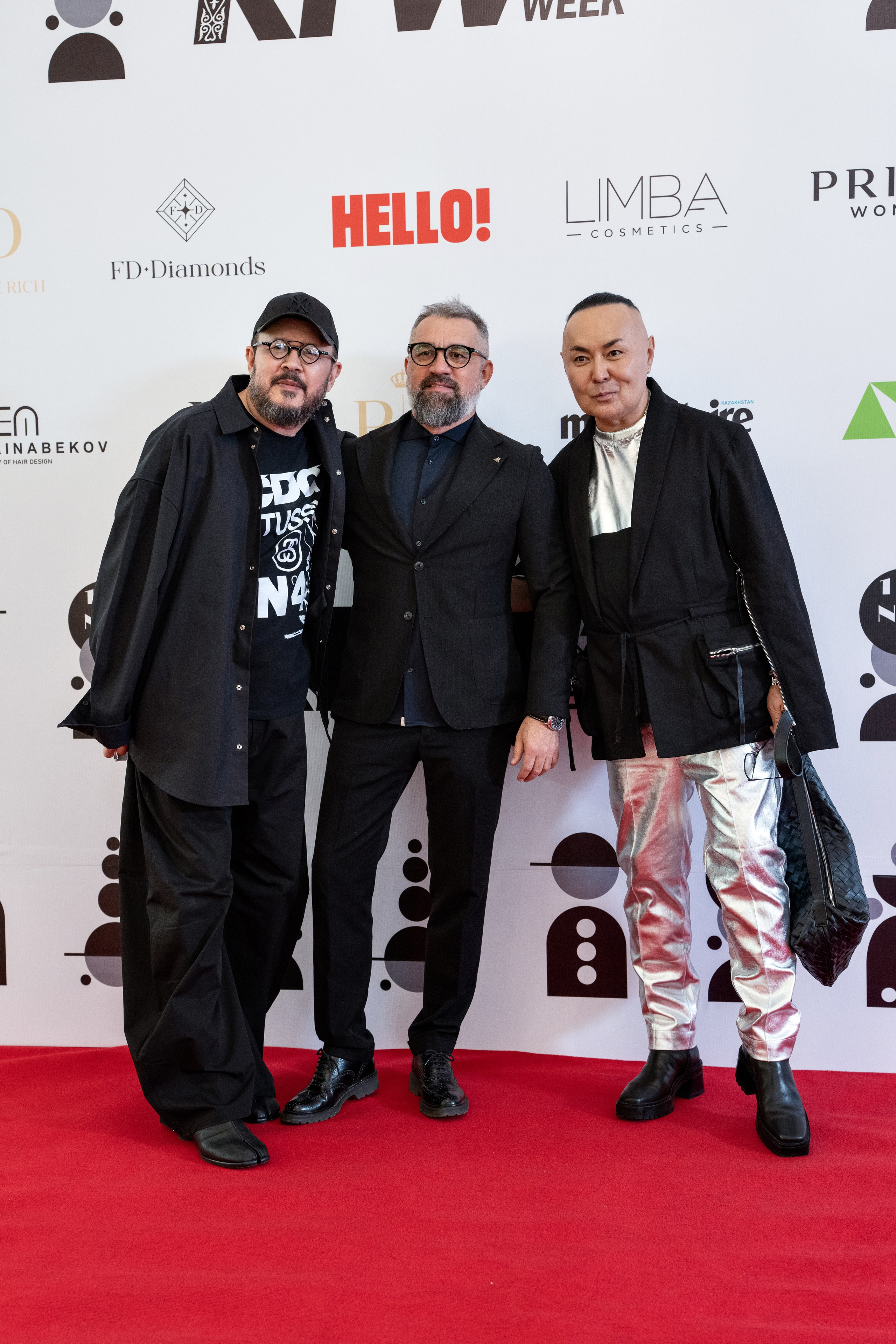 Backstage. Сайт Алматинского НЮ АРТ, будуар и фэшн фотографа Дениса Карпенко