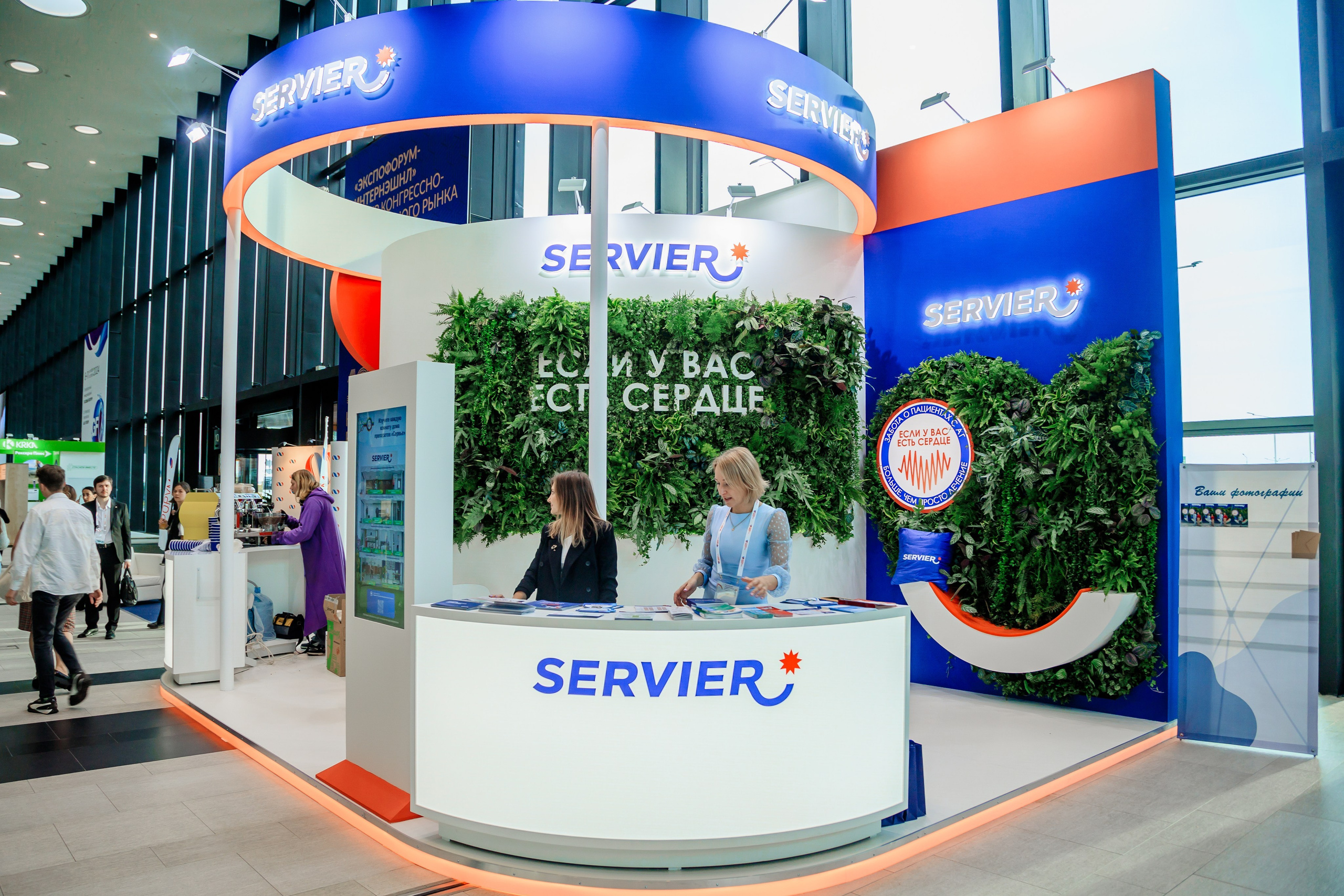 Фотограф на выставку в Спб — заказать в Санкт-Петербурге