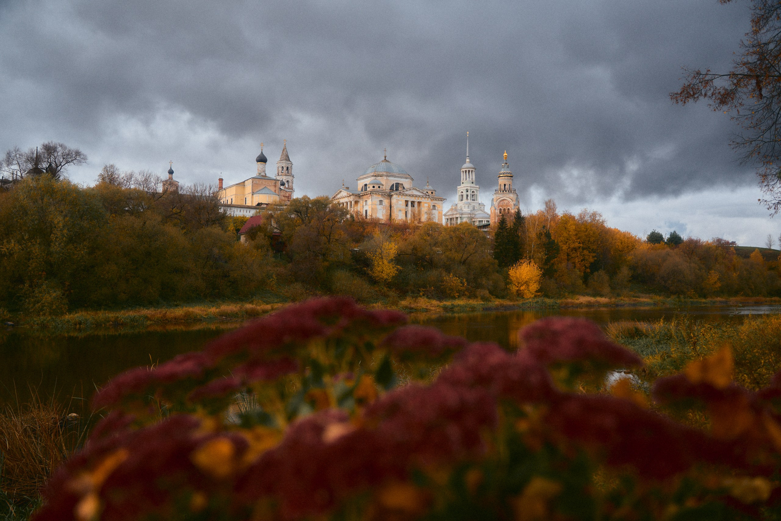 Краски осени в Торжке 2025