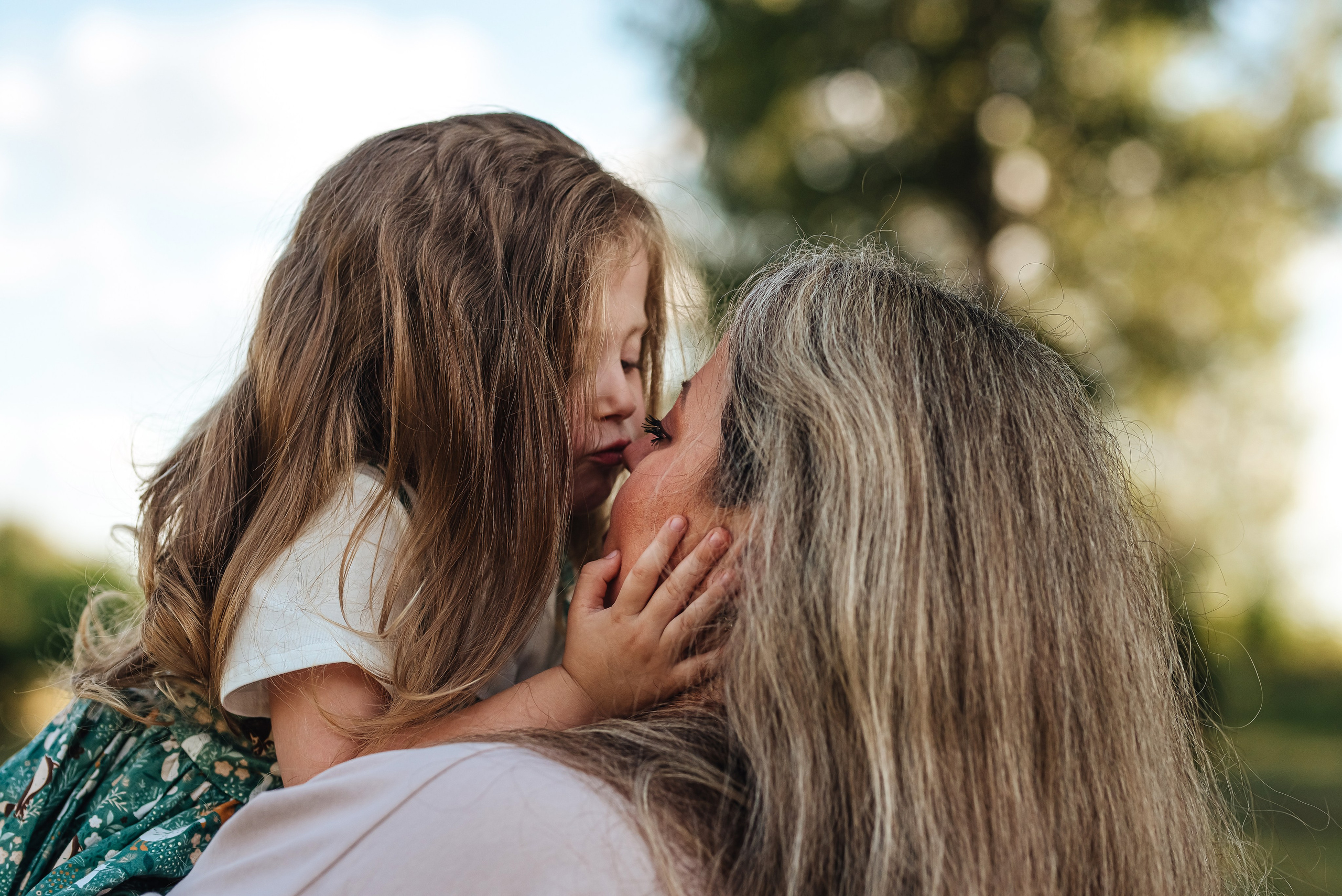 Наталия и София. Фотограф Таинств Крещения и Венчания в г. Курске