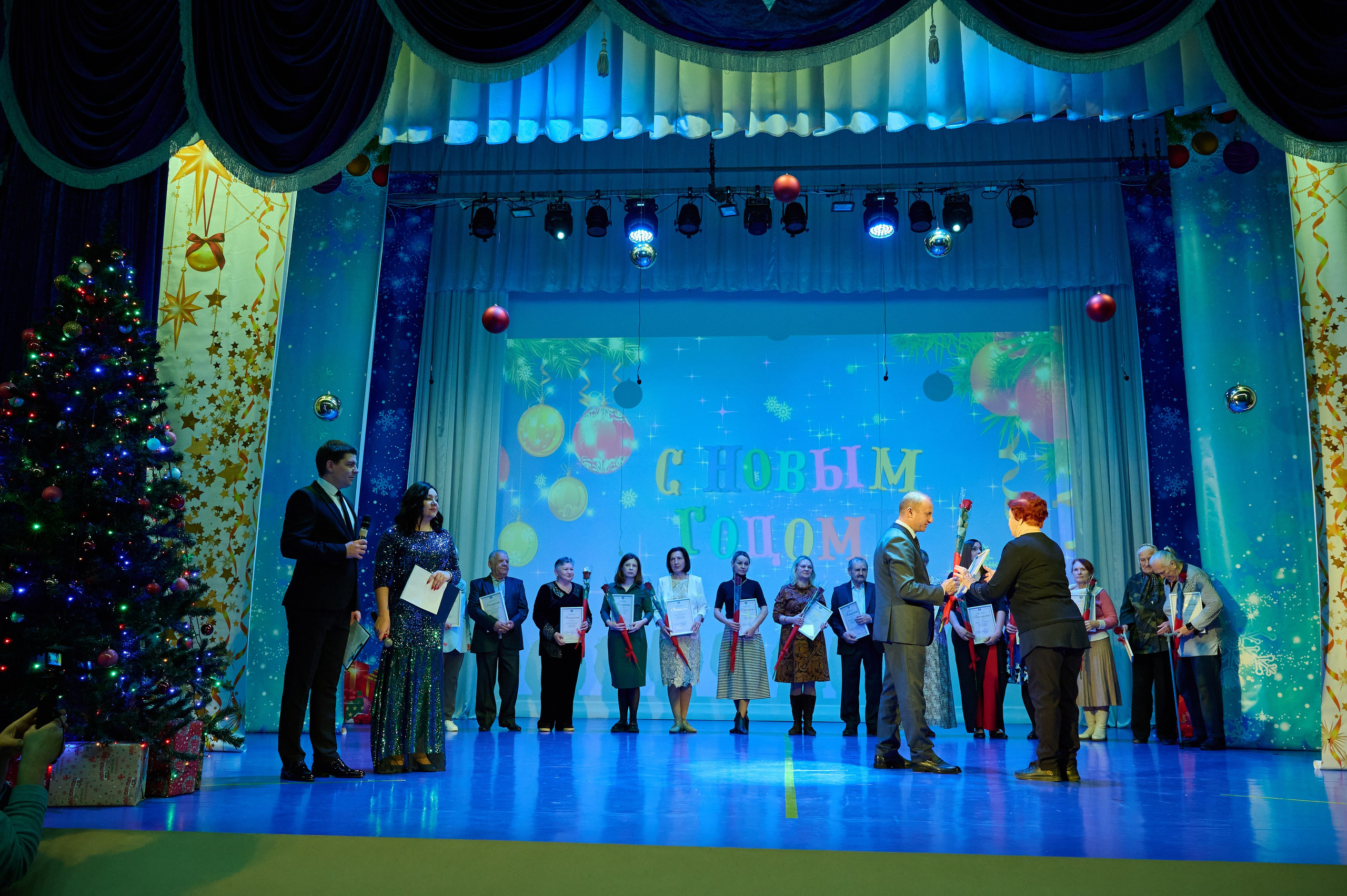 НГ концерт в Марьиной роще. Жизнь курорта Кабардинка в фотографиях