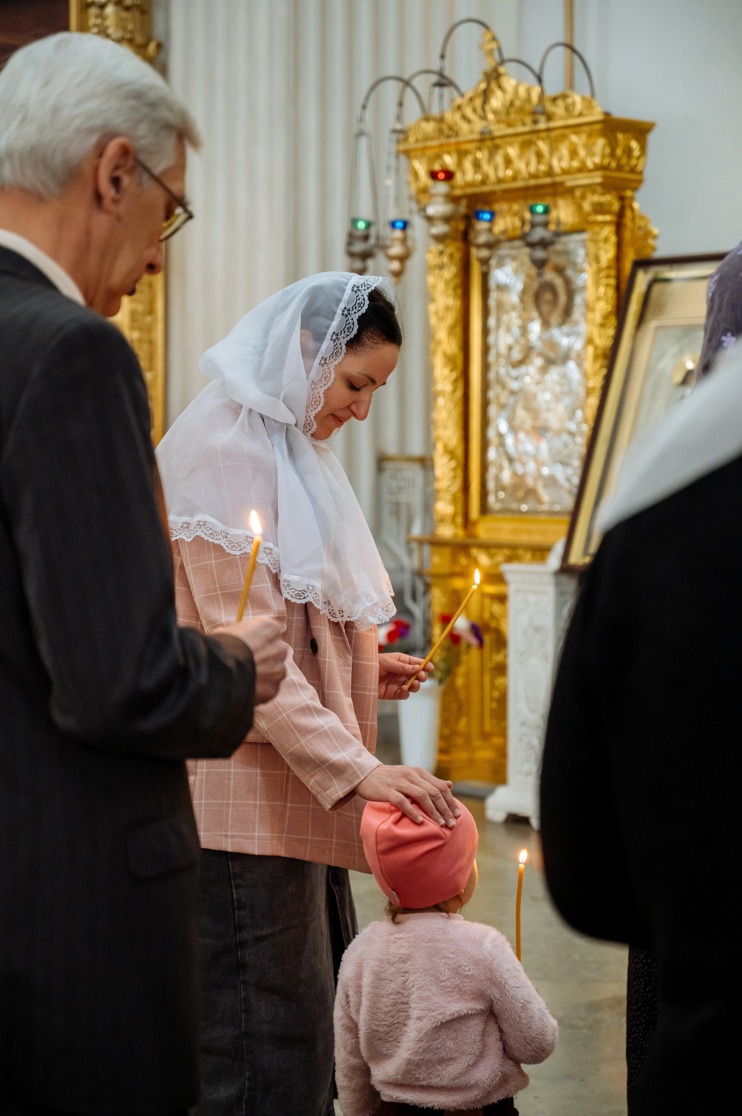 Фотосъёмка крещения. Анастасия Петрович фотограф, фотокорреспондент в Москве и Санкт-Петербурге. Фотосъёмка репортажа, мероприятия, корпоративная съёмка, контент